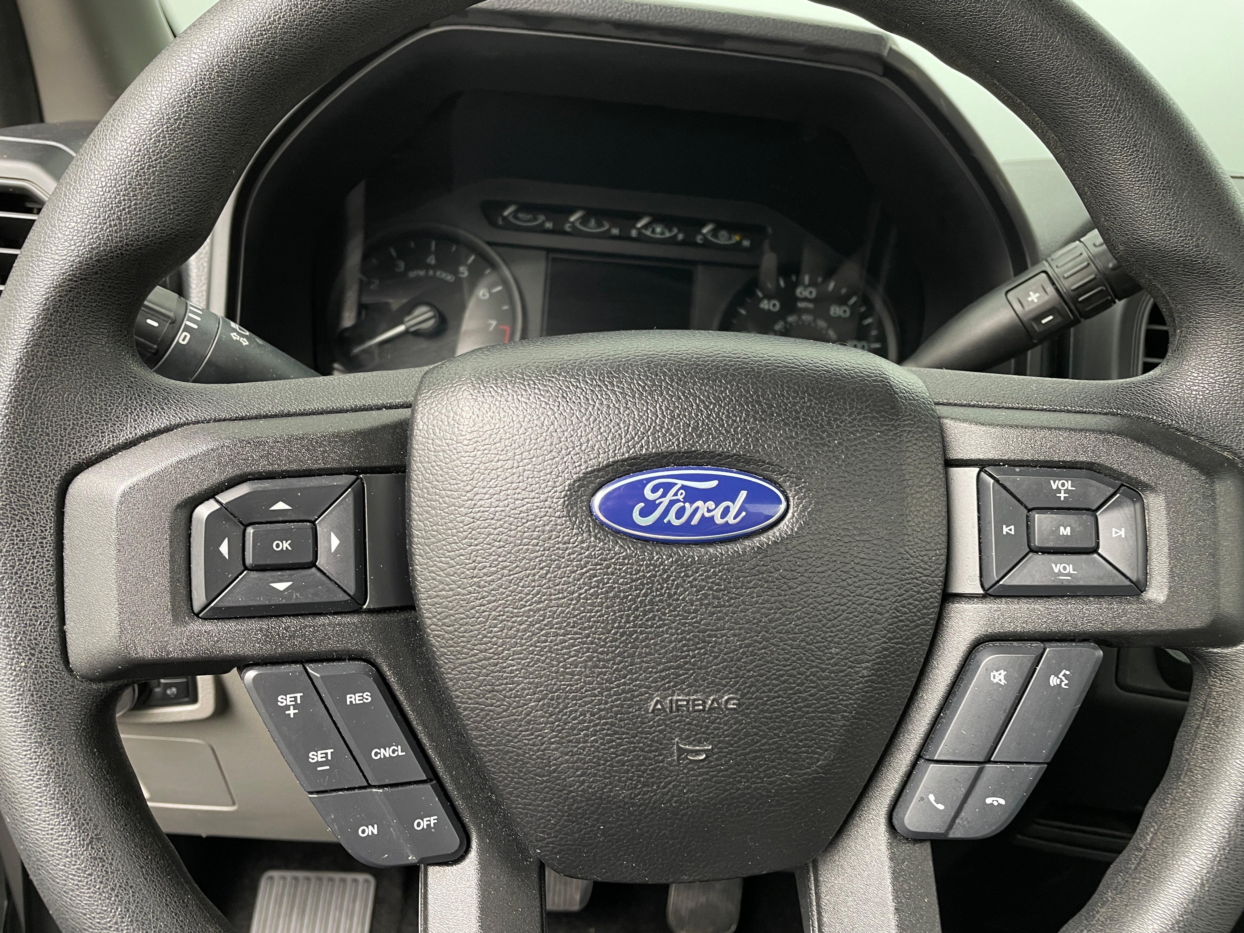 2018 Ford Econoline E-150 5