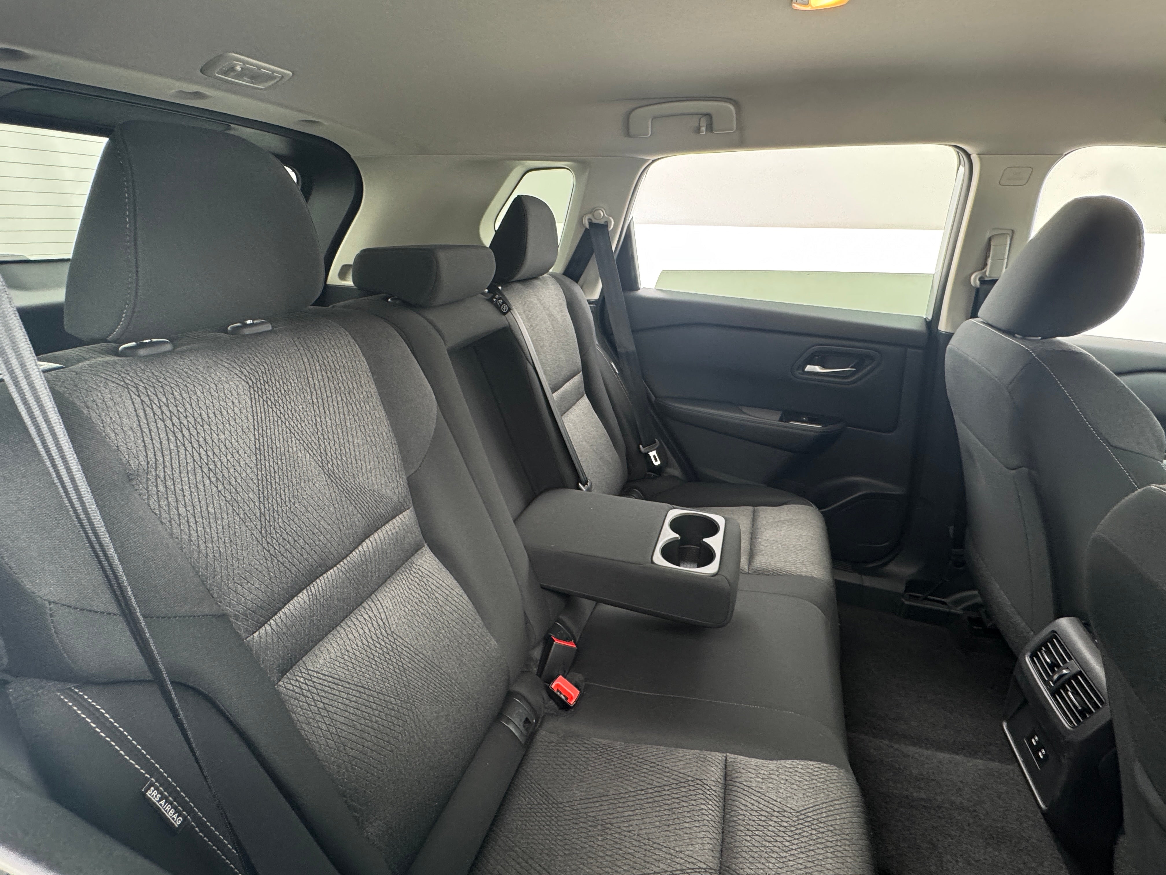 2024 Nissan Rogue SV 6