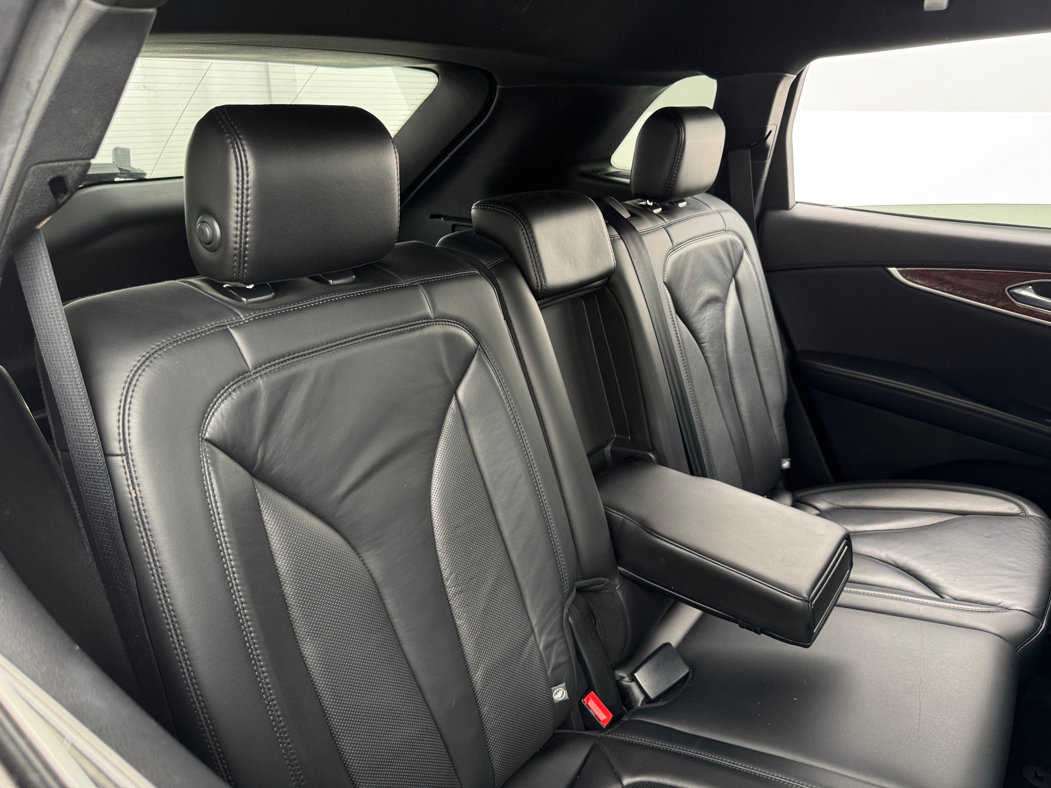 2019 Lincoln Nautilus Select 5