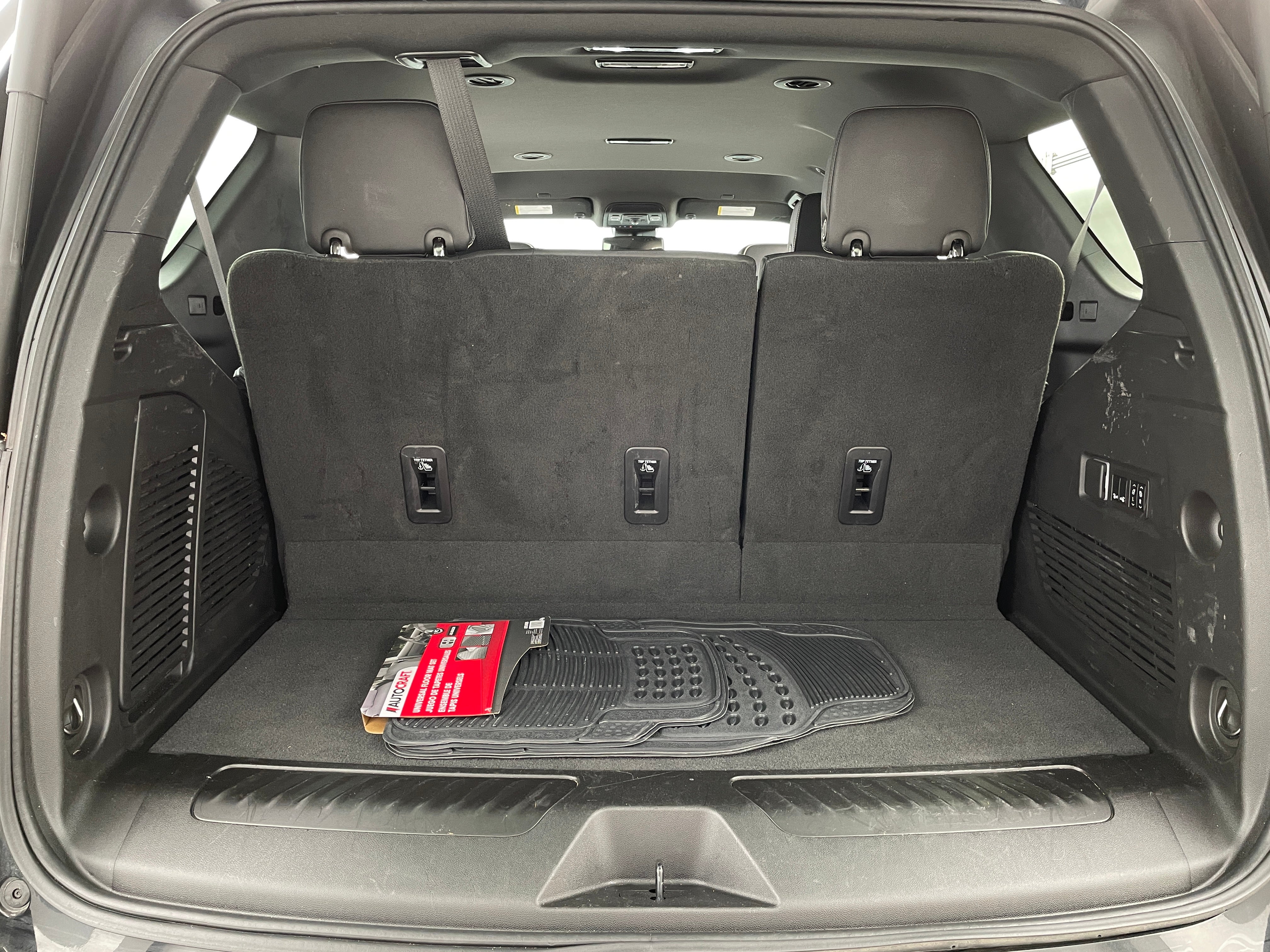 2023 GMC Yukon SLT 6