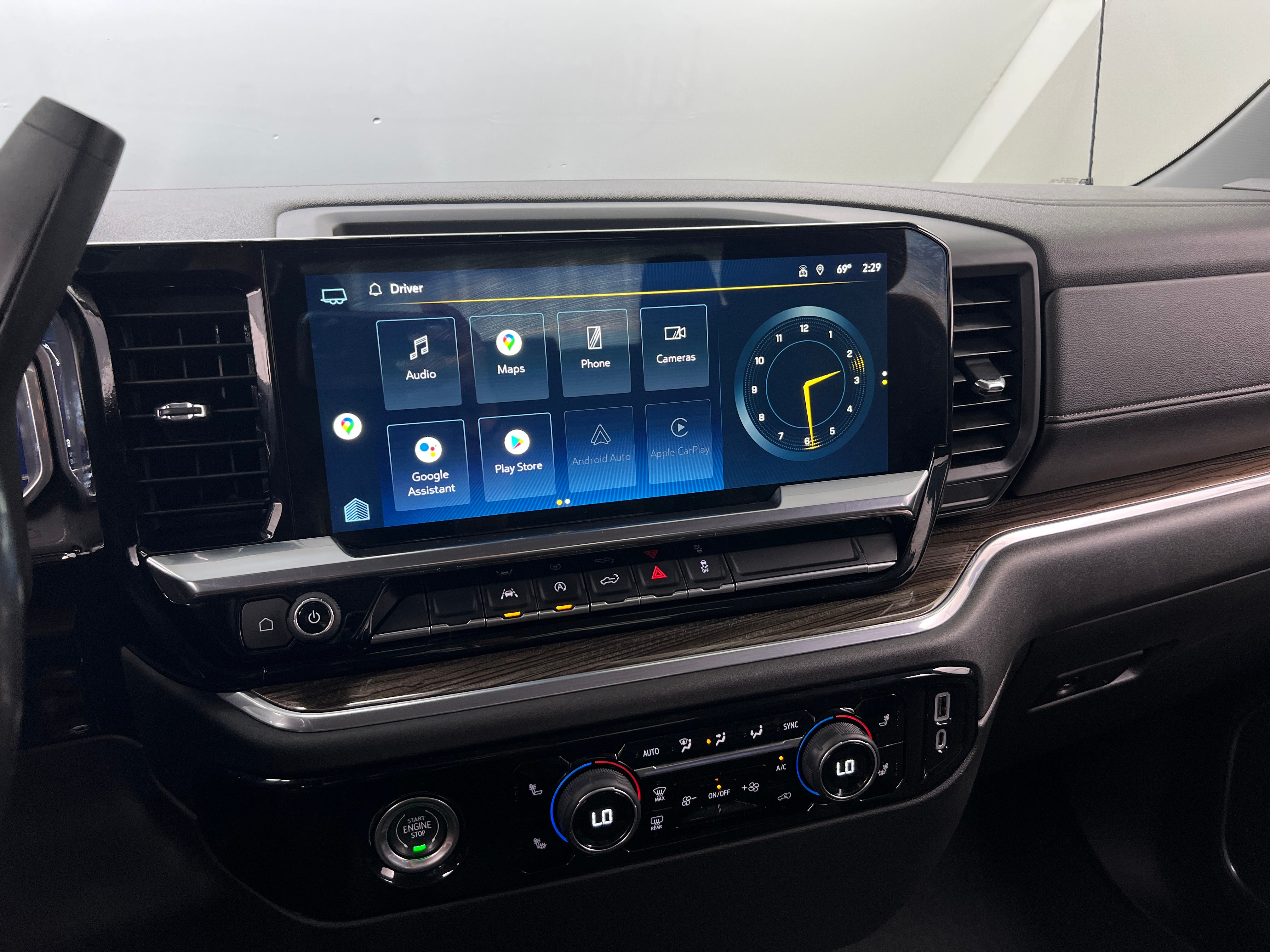 2022 Chevrolet Silverado 1500 LT 4