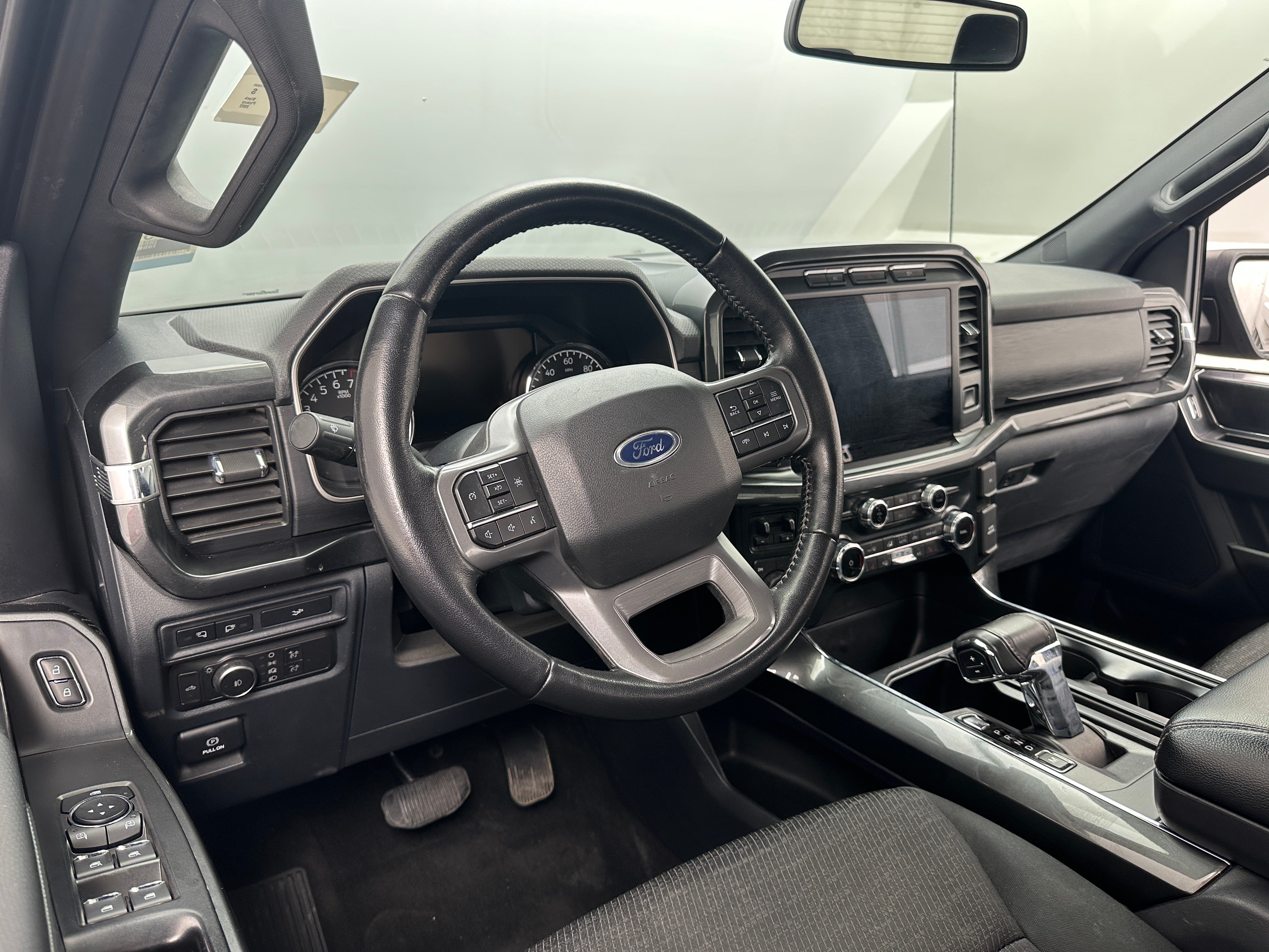 2022 Ford Econoline E-150 3