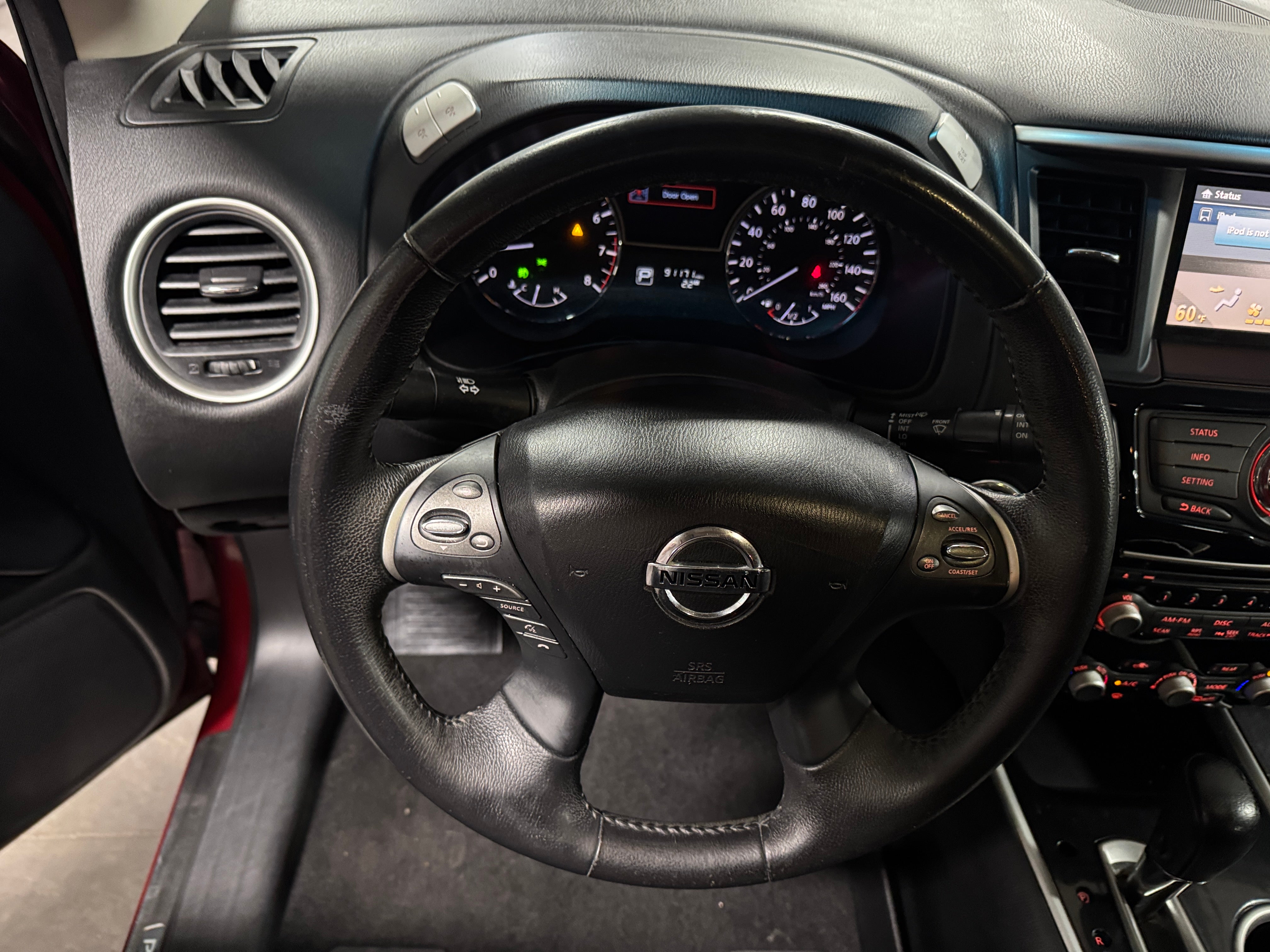 2014 Nissan Pathfinder SV 5