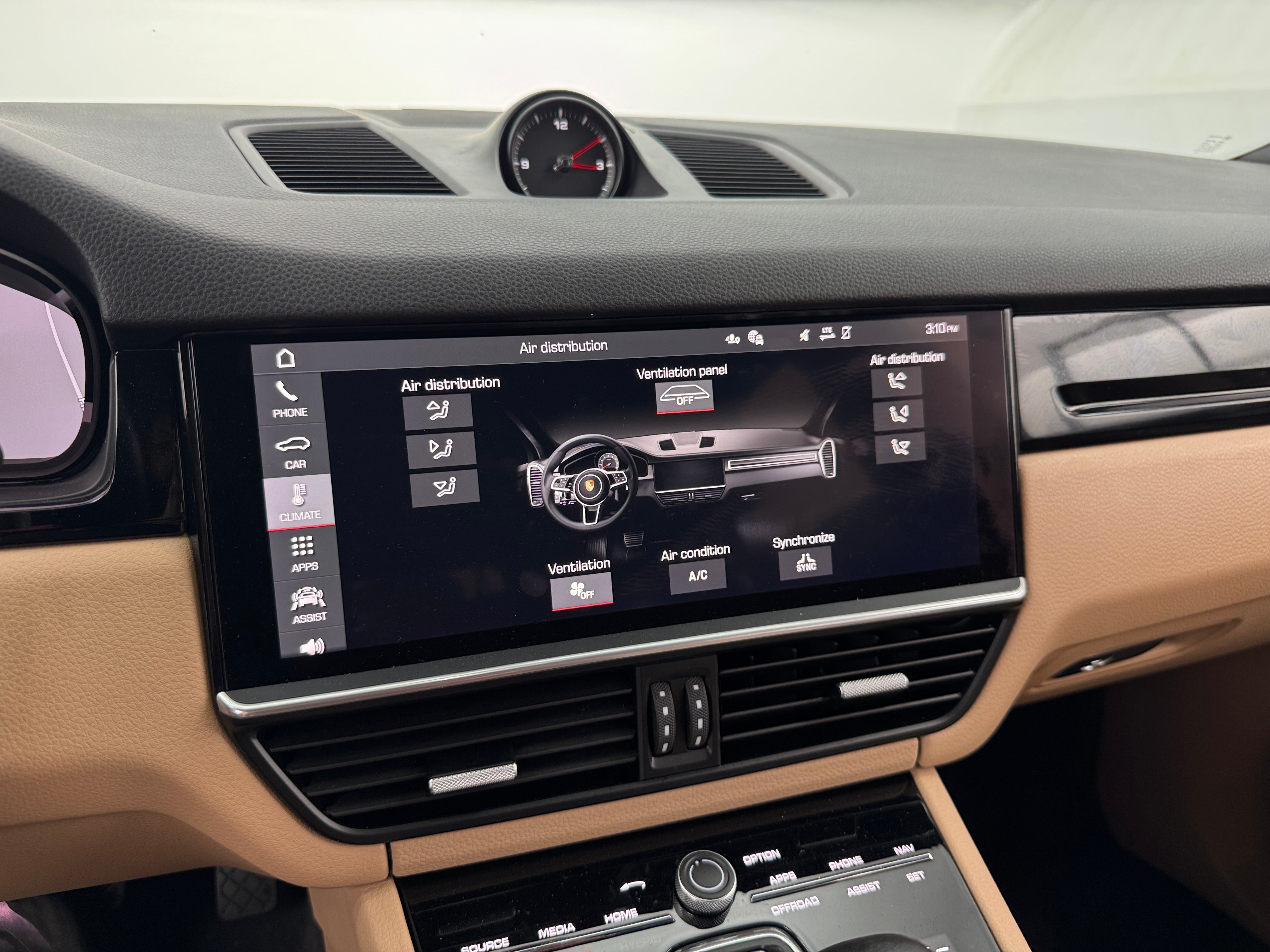 2021 Porsche Cayenne Base 3