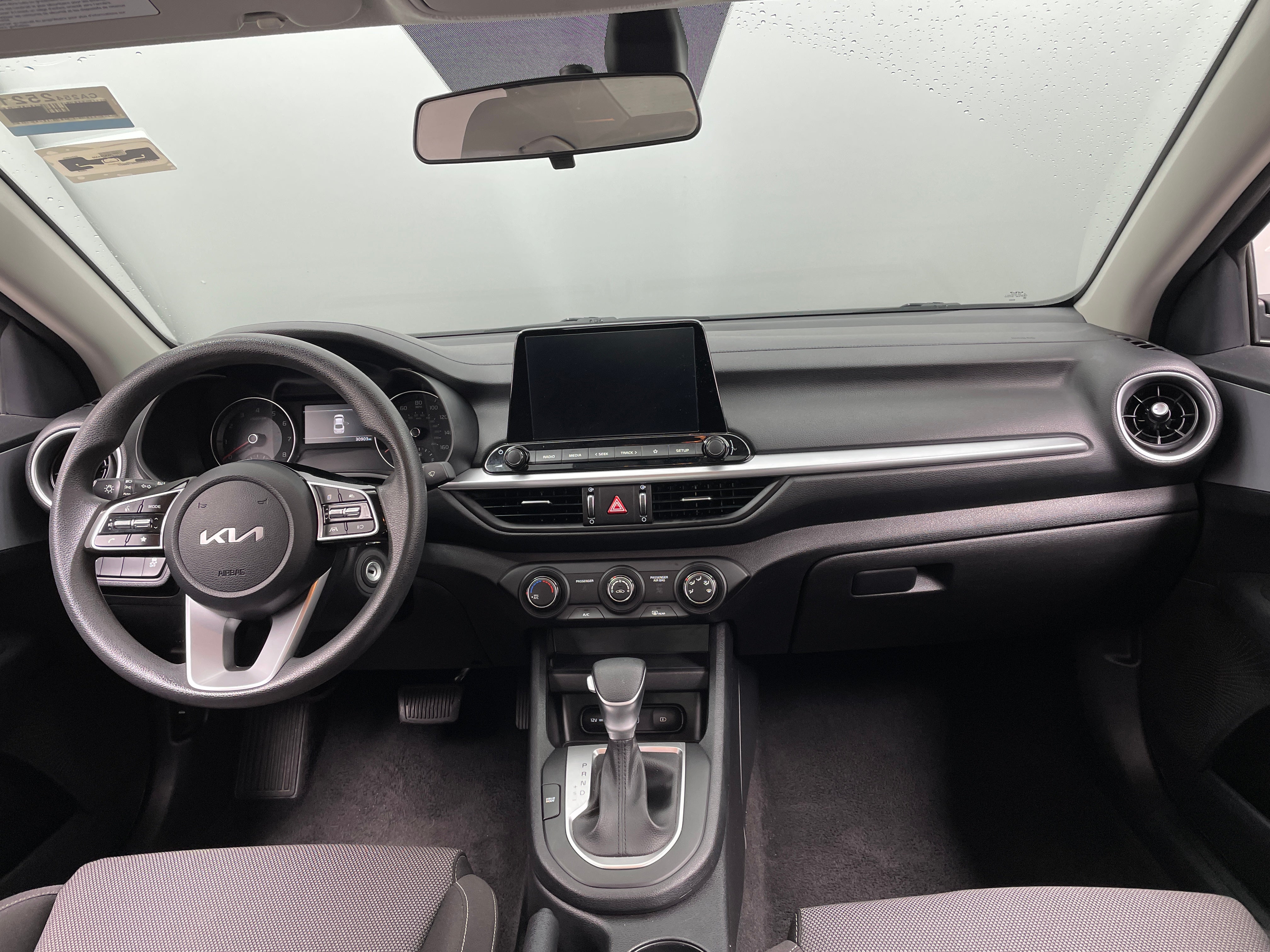 2024 Kia Forte LXS 3
