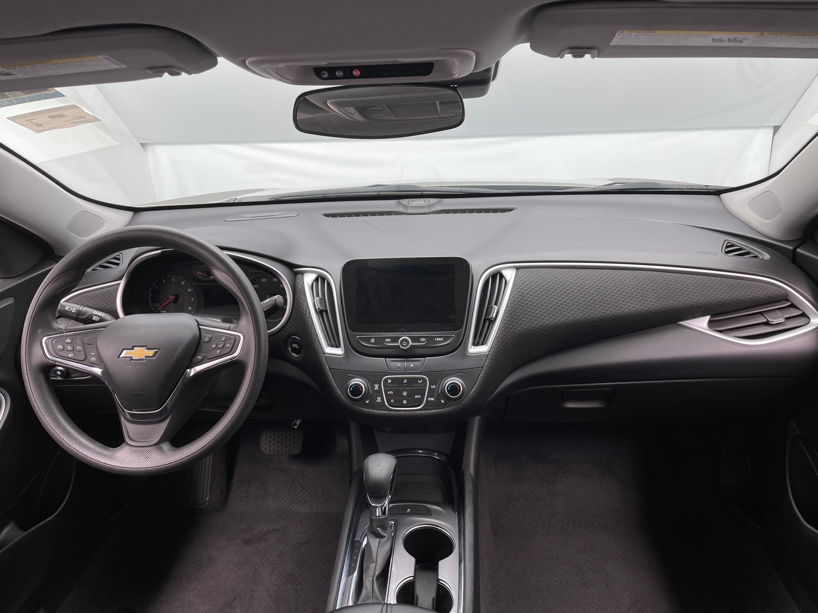 Thumbnail: 2023 Chevrolet Malibu - 3