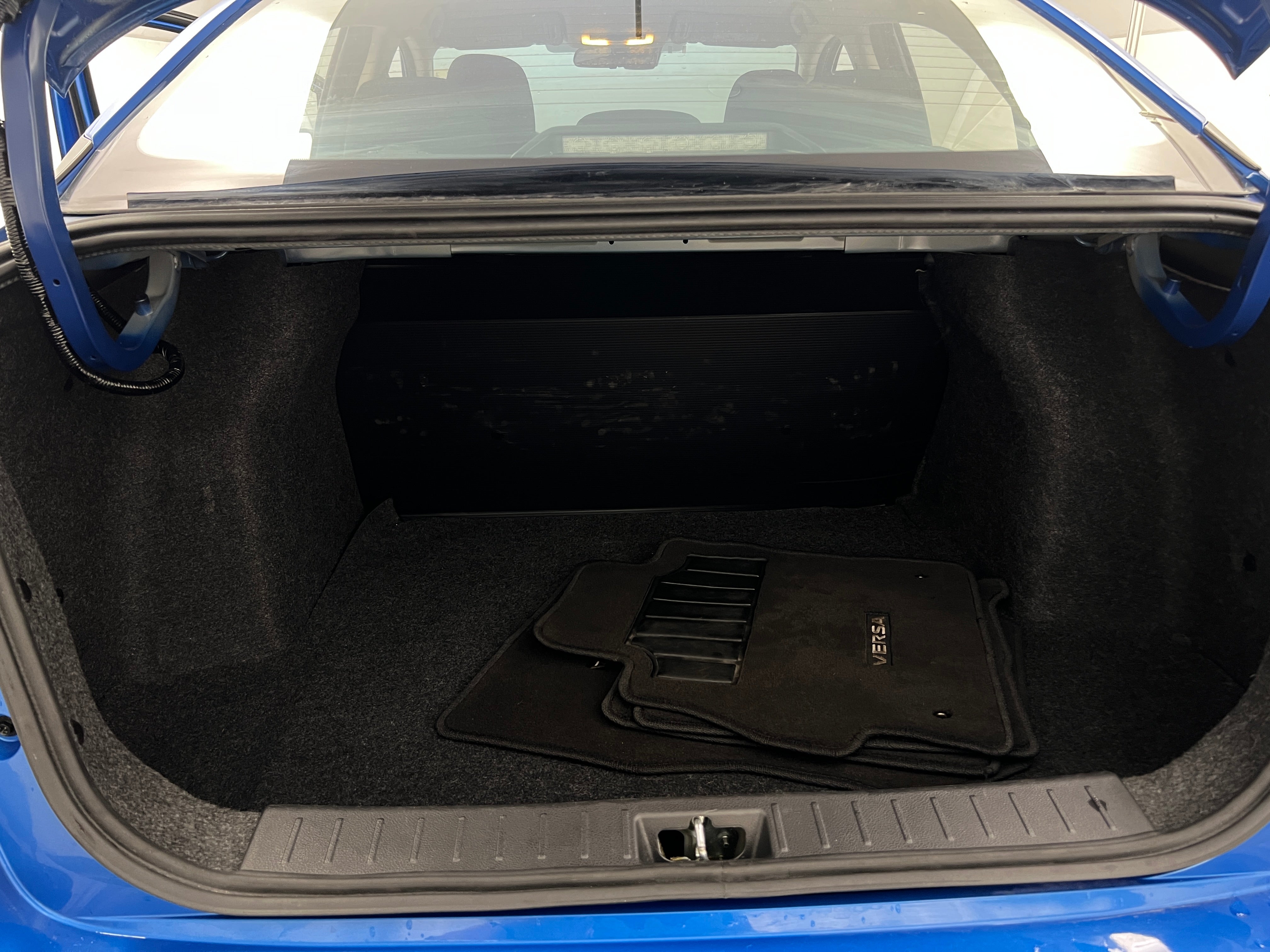 2024 Nissan Versa S 7