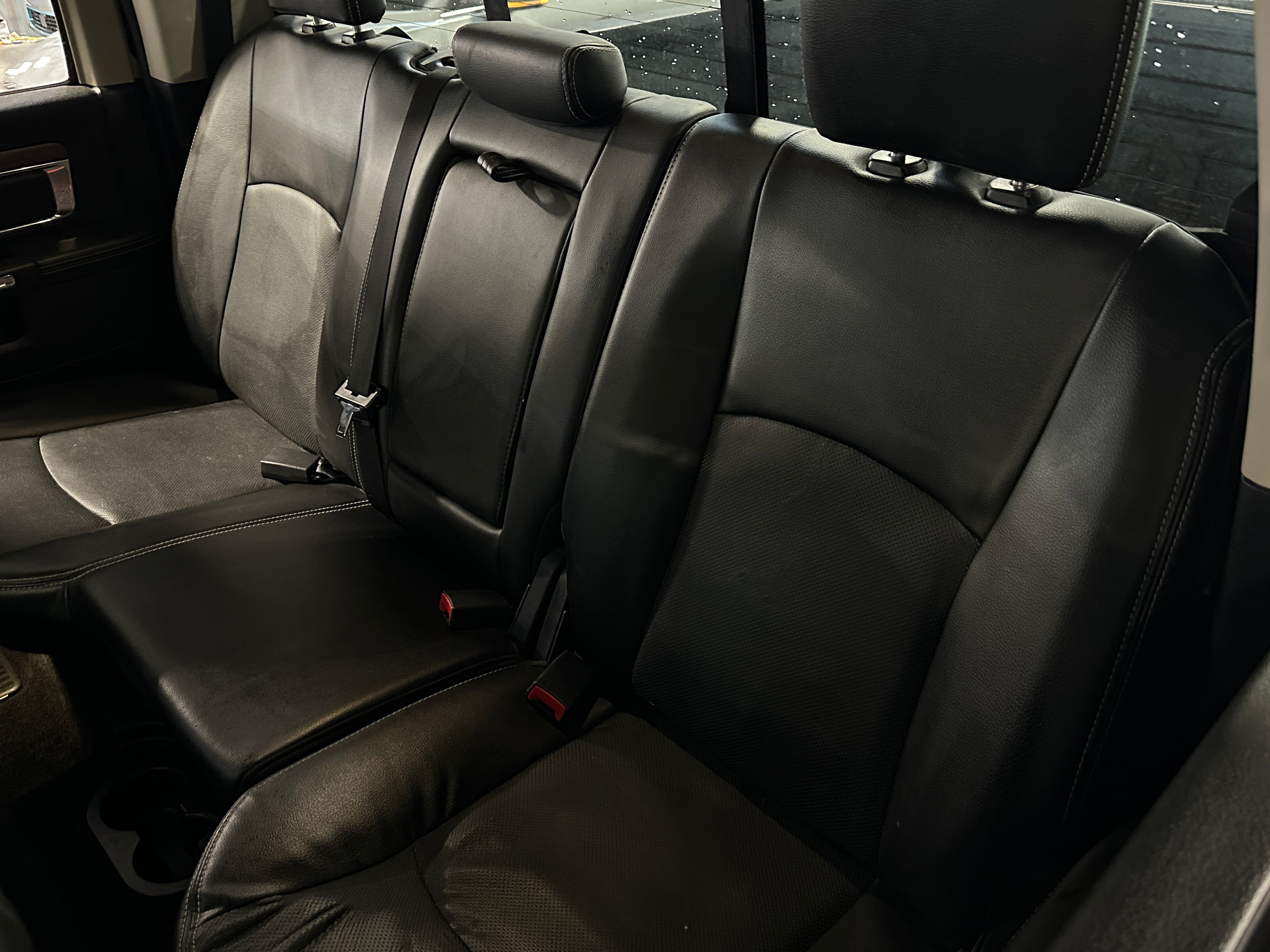2014 RAM 1500 Laramie 5