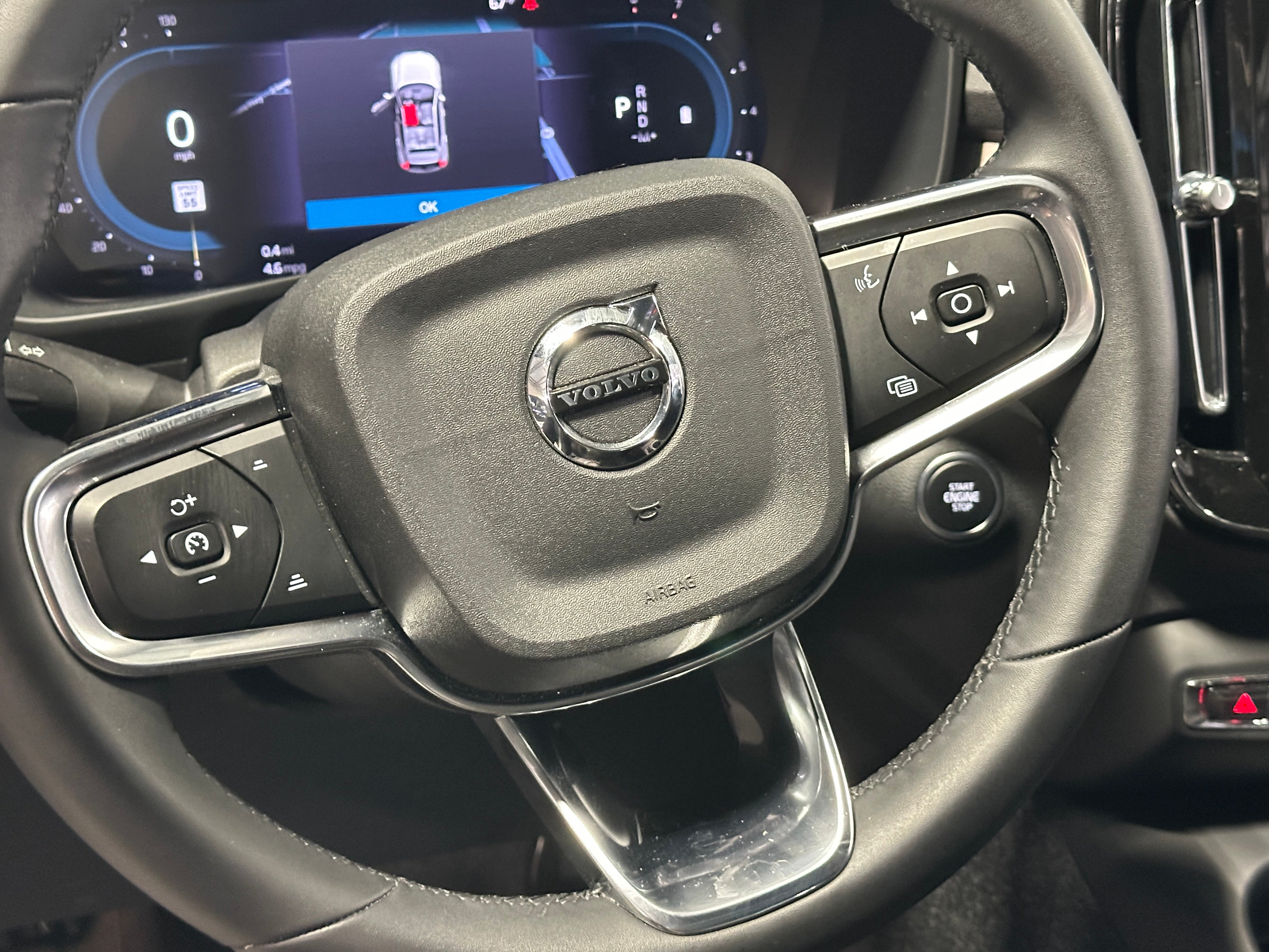 2024 Volvo XC40 B5 Core 5