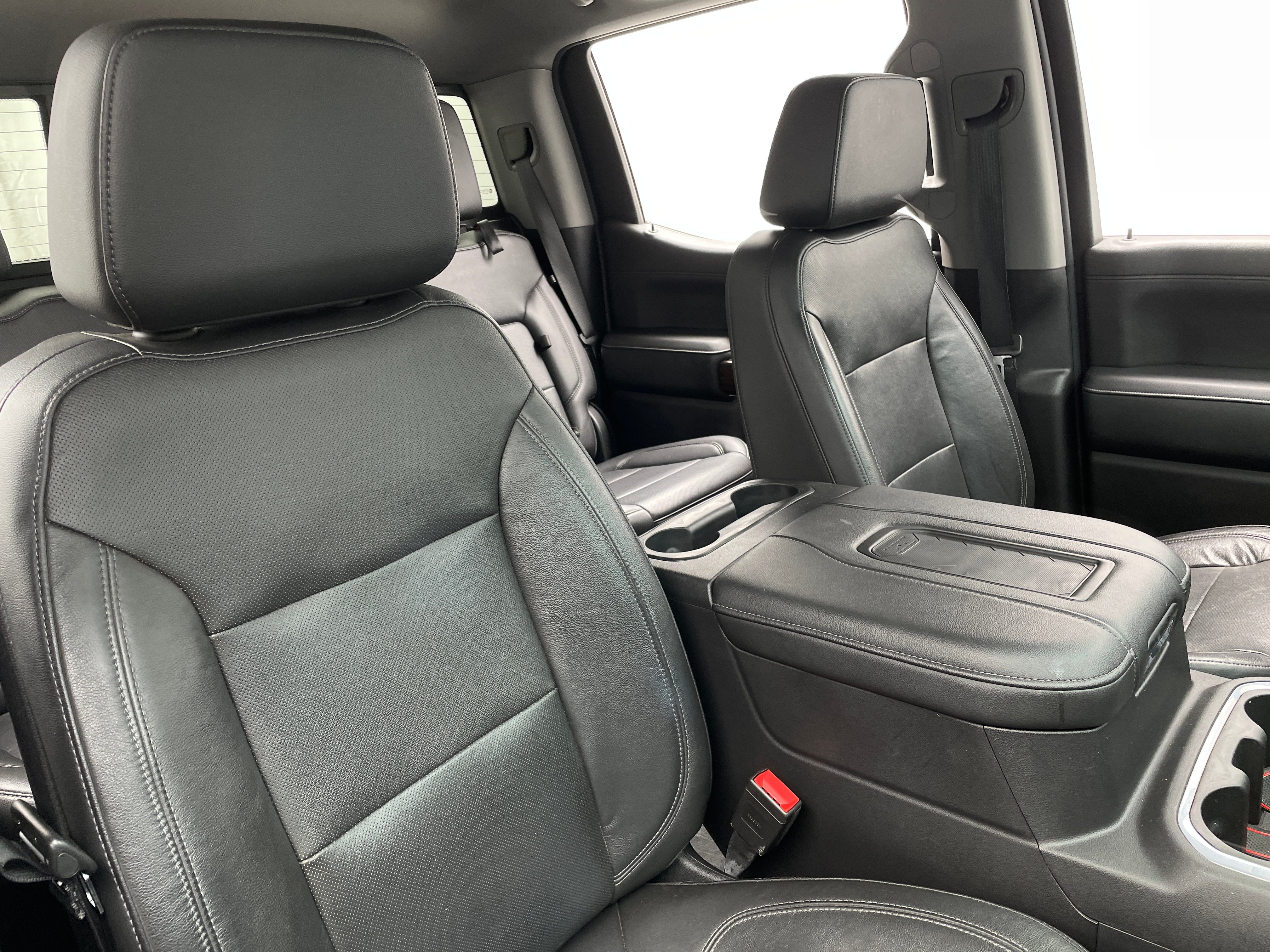2020 GMC Sierra 1500 SLT 2