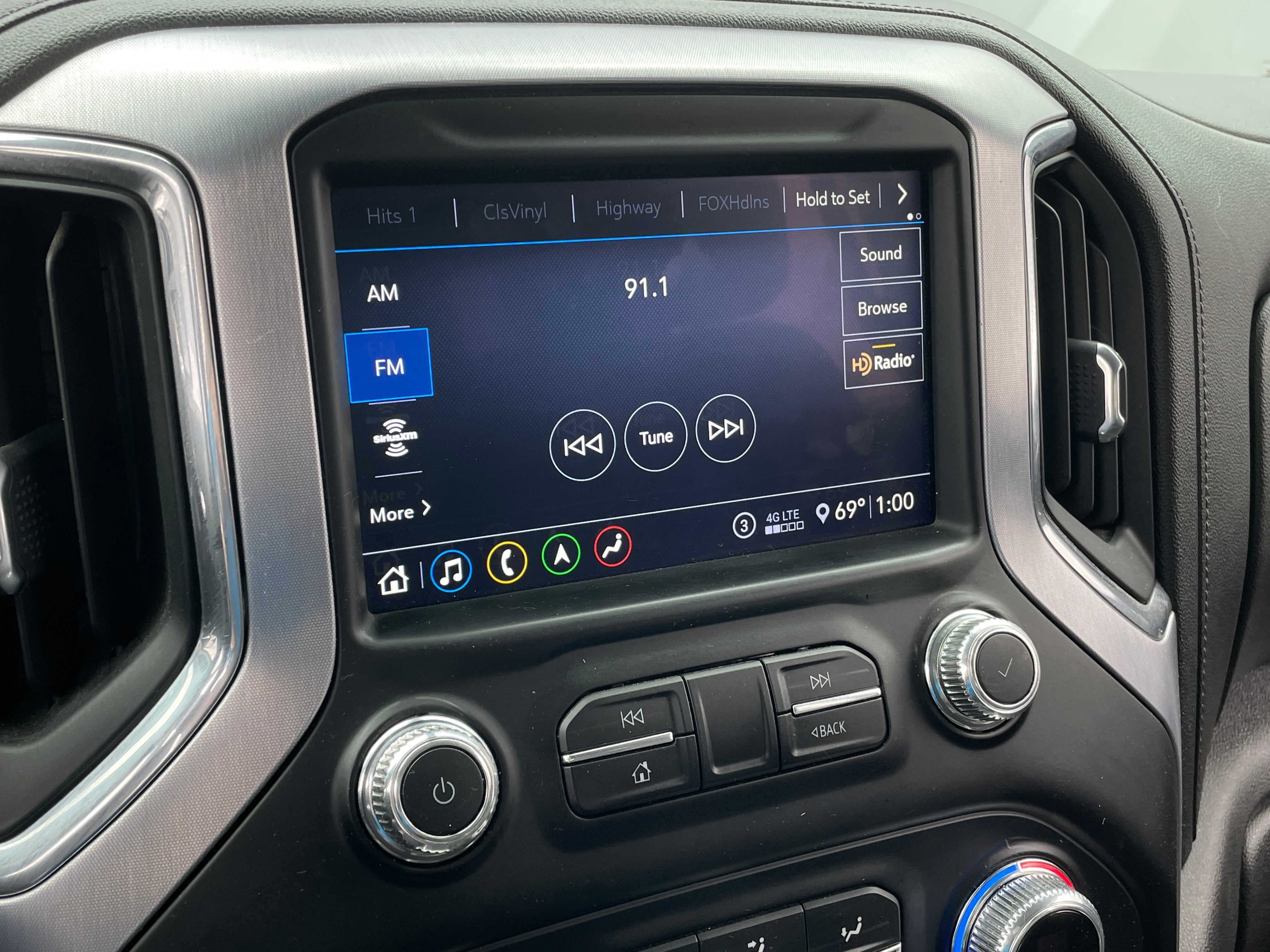 2020 GMC Sierra 1500 SLT 4