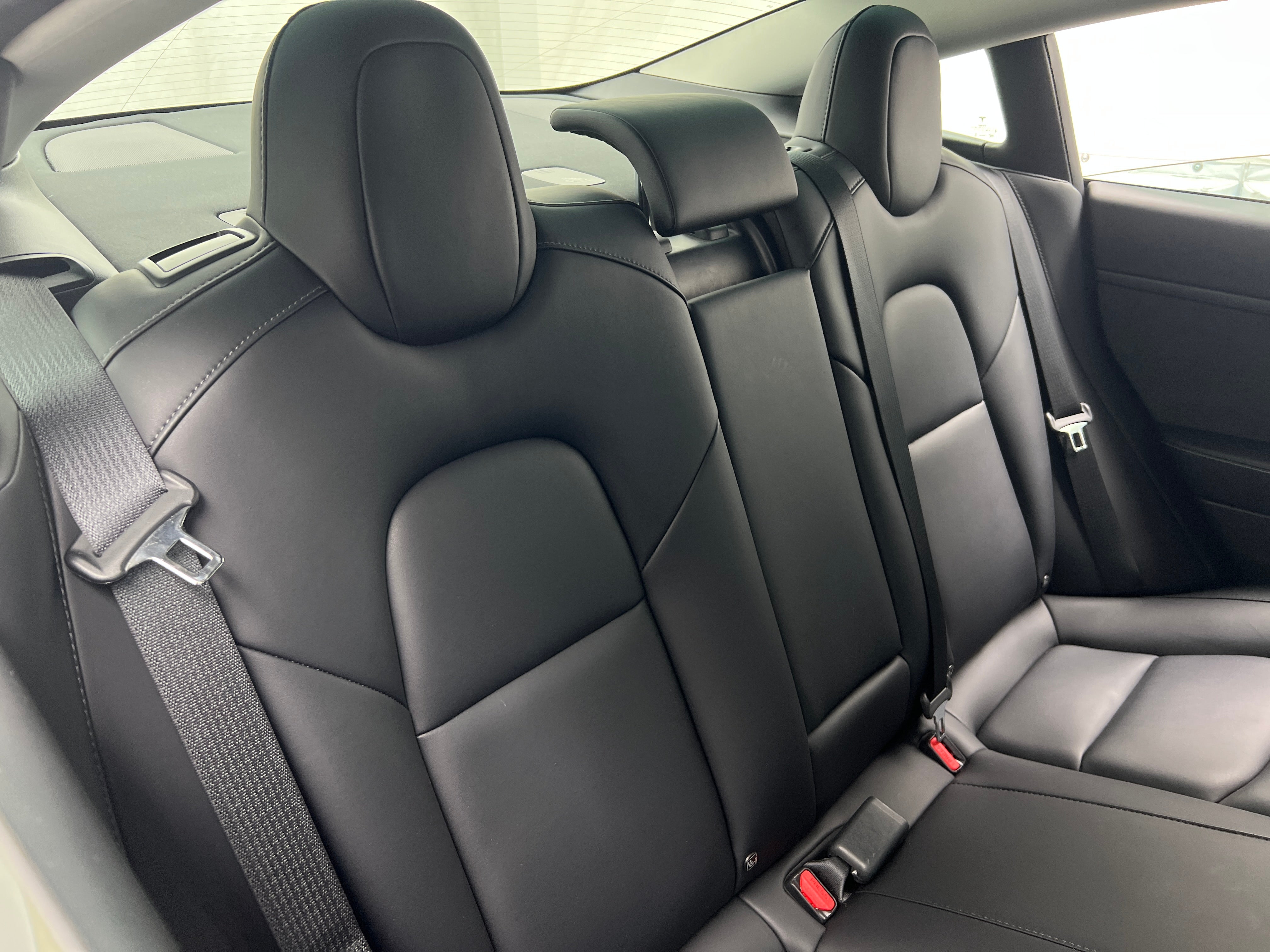 2022 Tesla Model 3 Standard Range 5