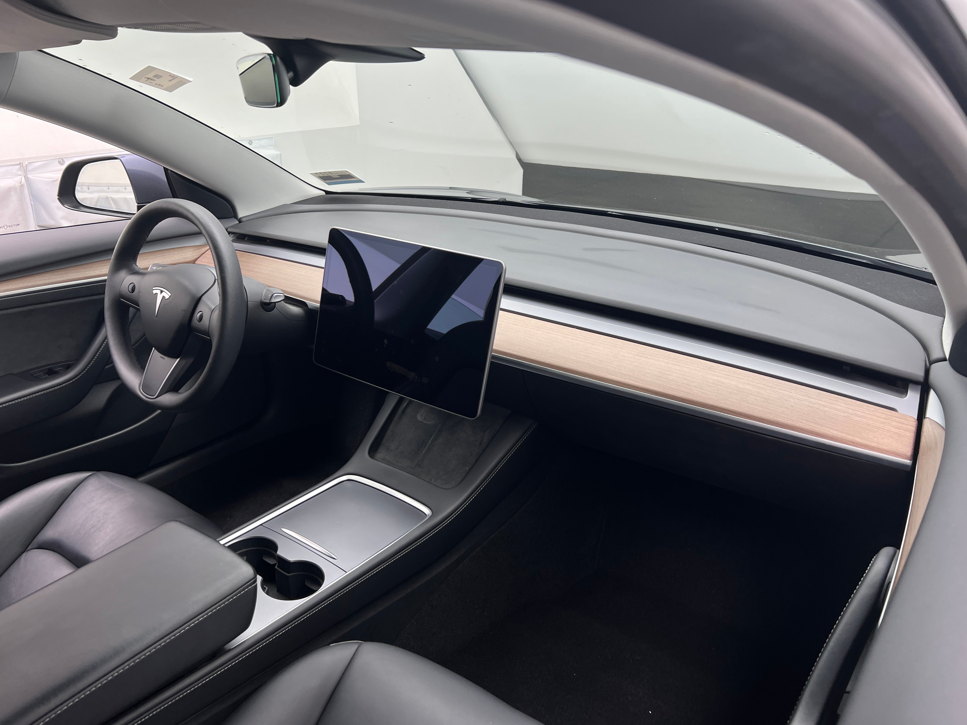 2022 Tesla Model 3 Standard Range 2