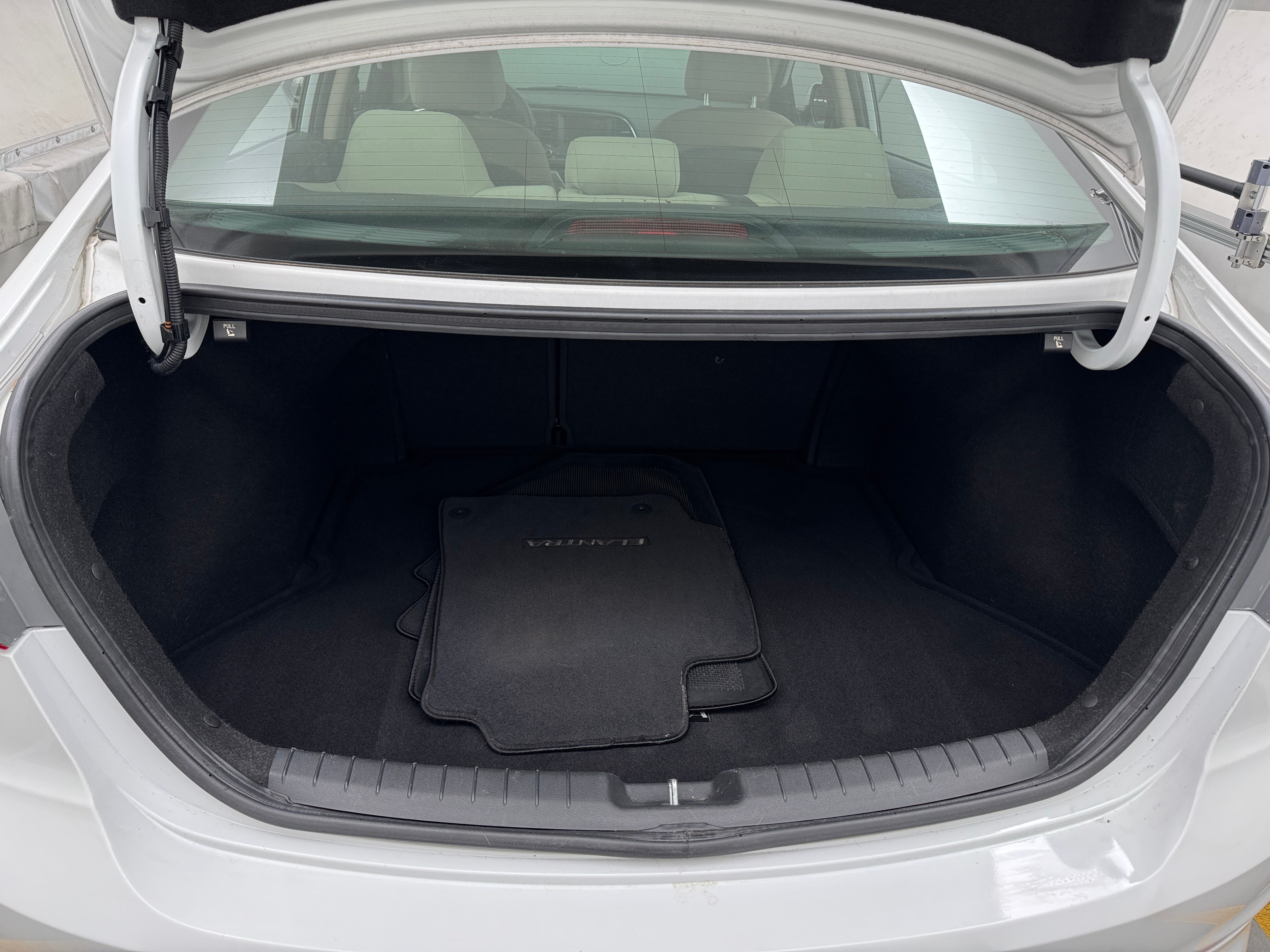 2017 Hyundai Elantra SE 7