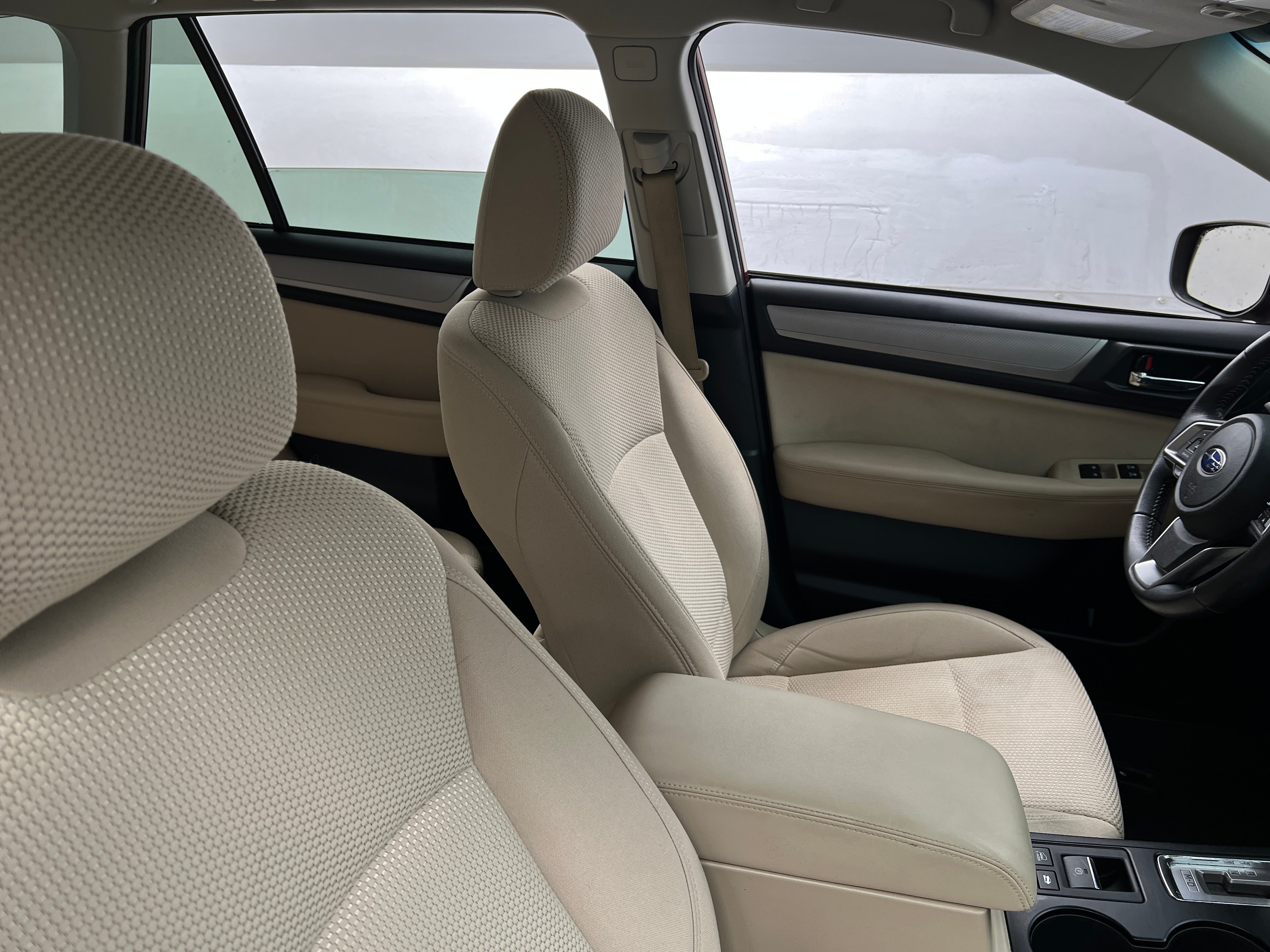 2019 Subaru Outback Premium 2