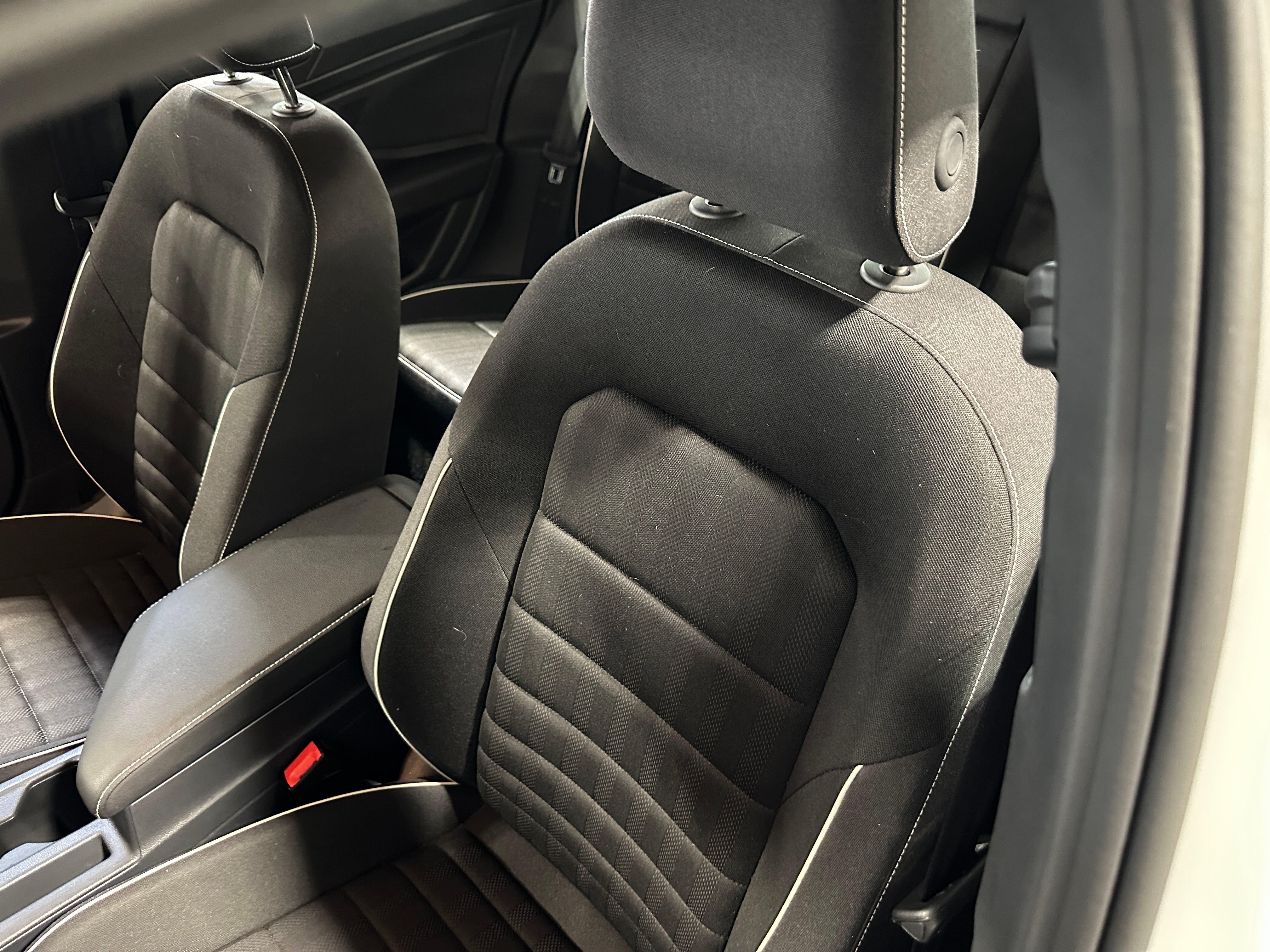 2024 Volkswagen Jetta Sport 2