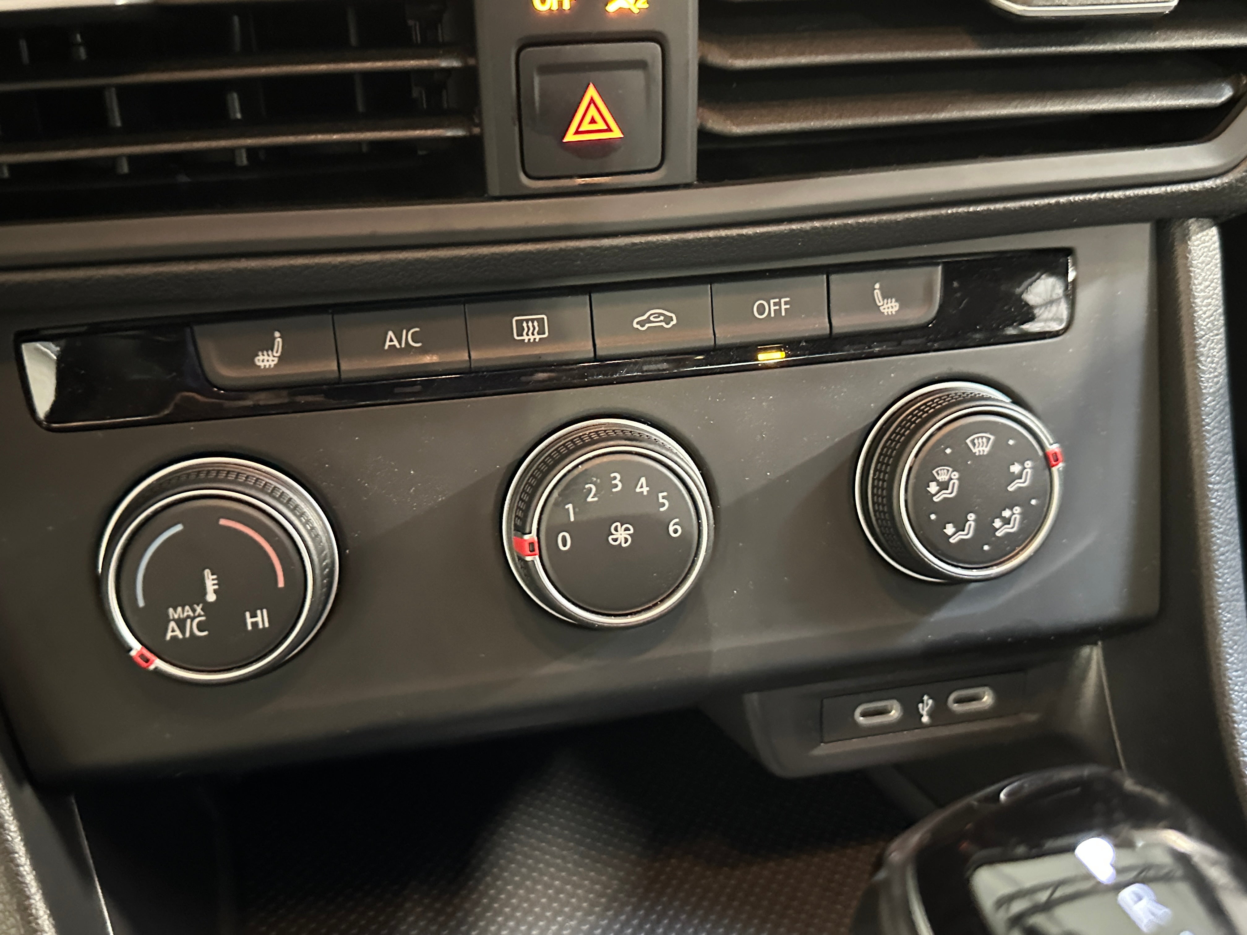 2024 Volkswagen Jetta Sport 4