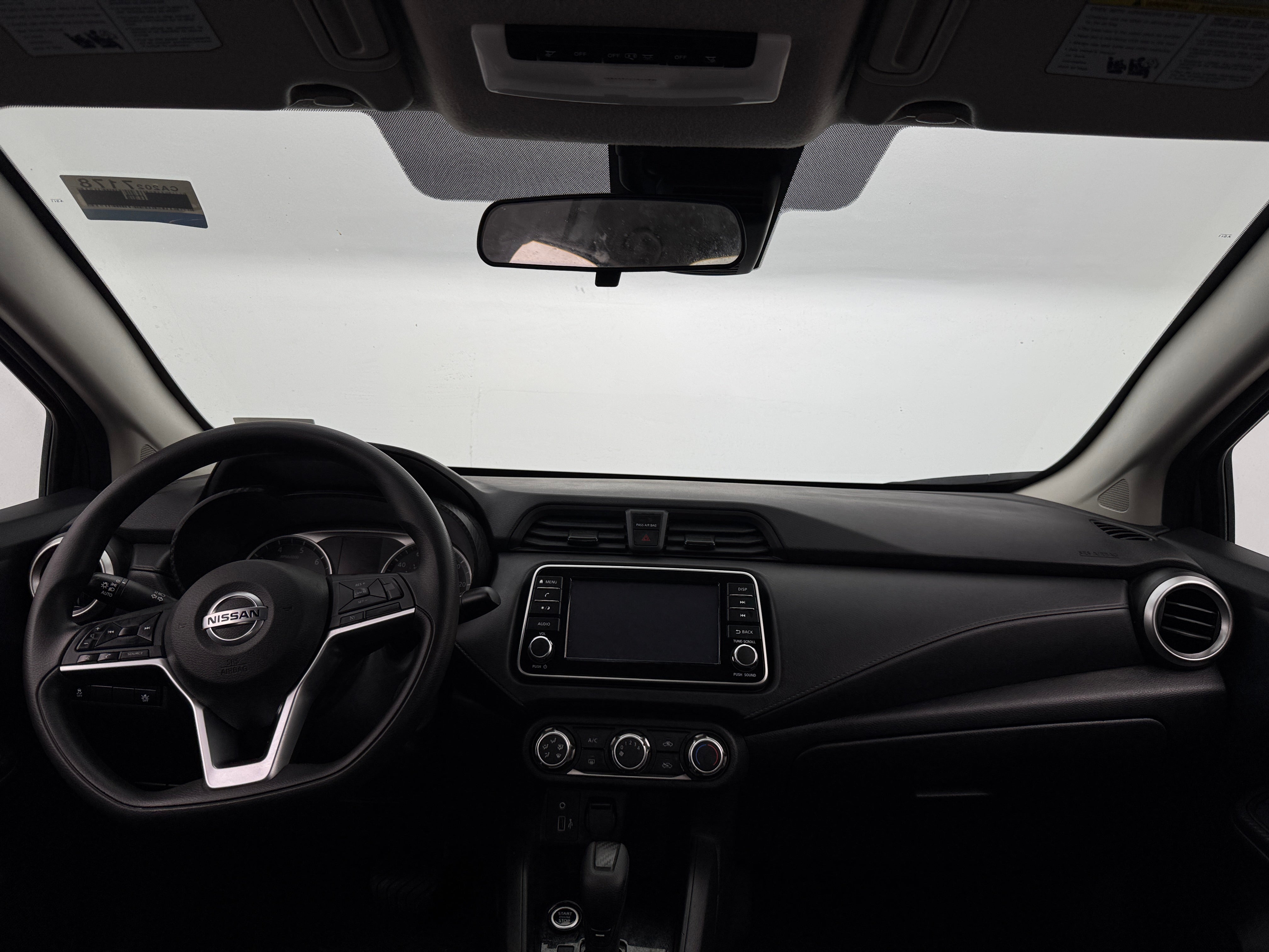 2021 Nissan Versa S 3