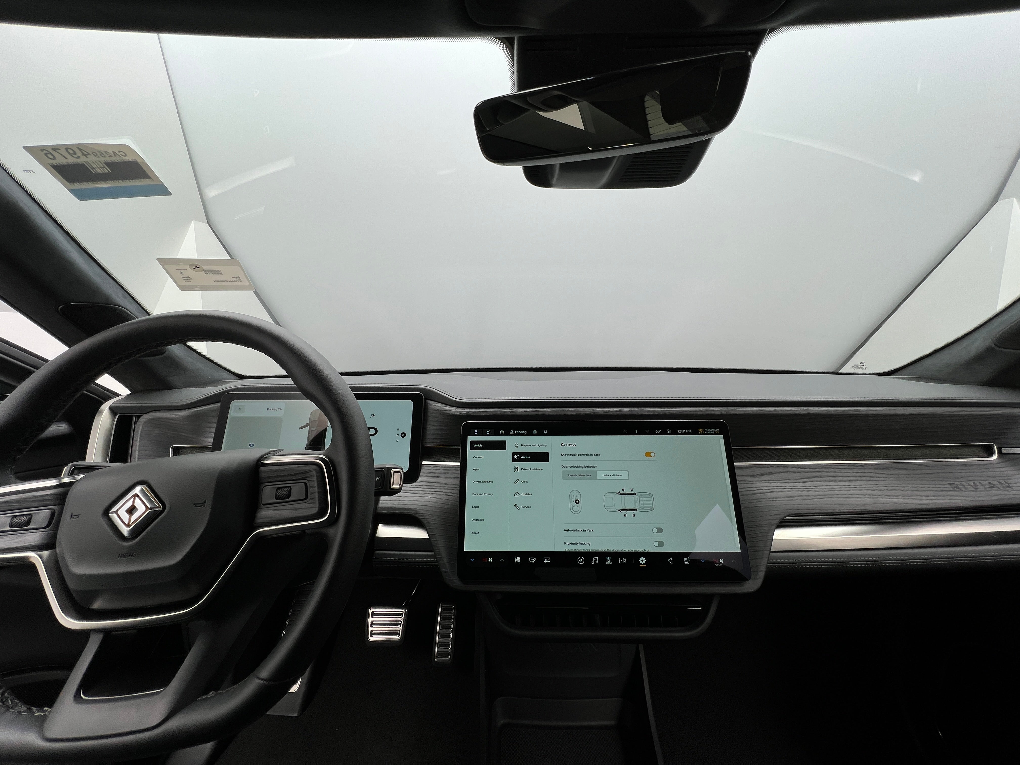 2023 Rivian R1T Adventure 2