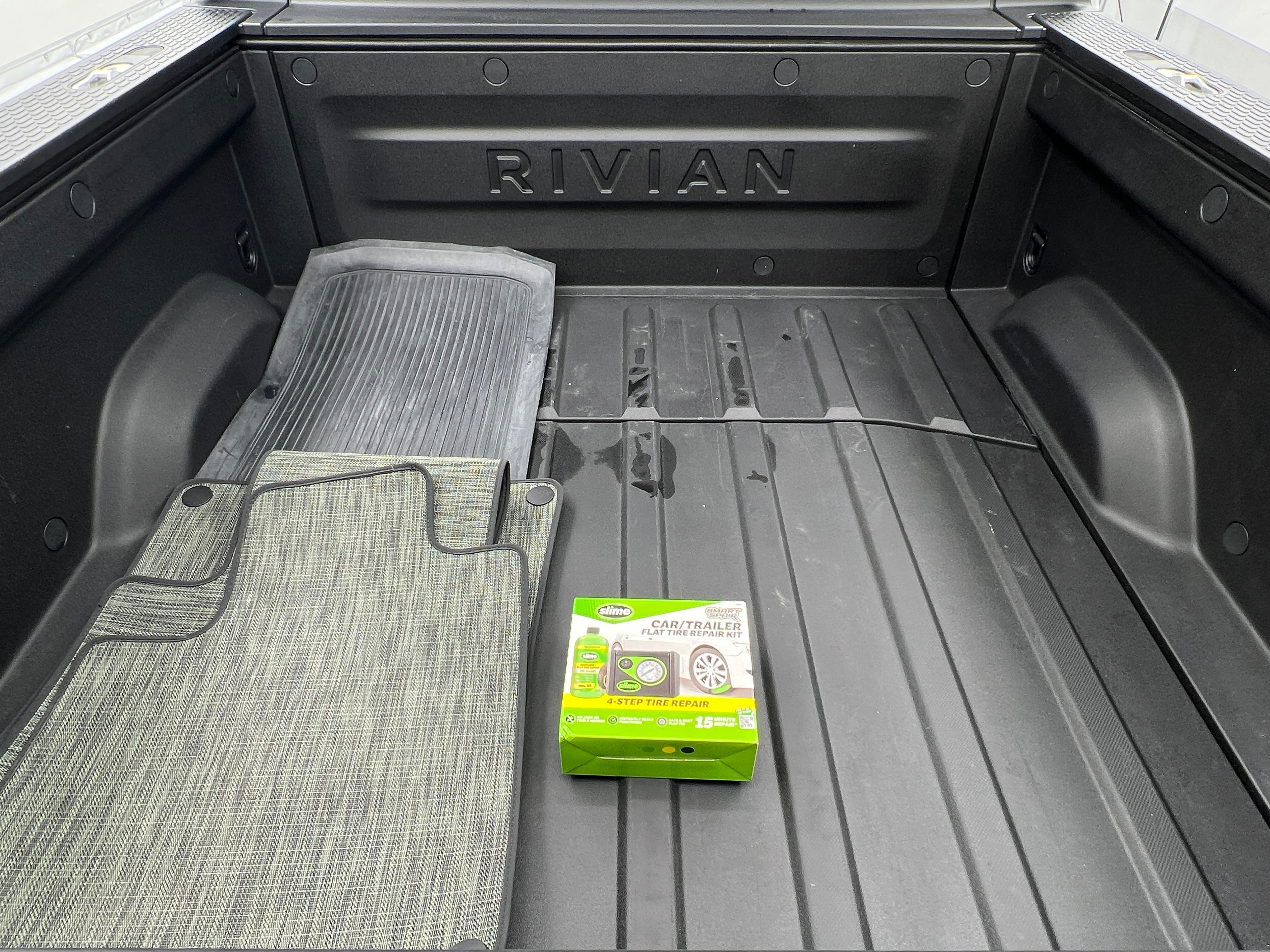 2023 Rivian R1T Adventure 6