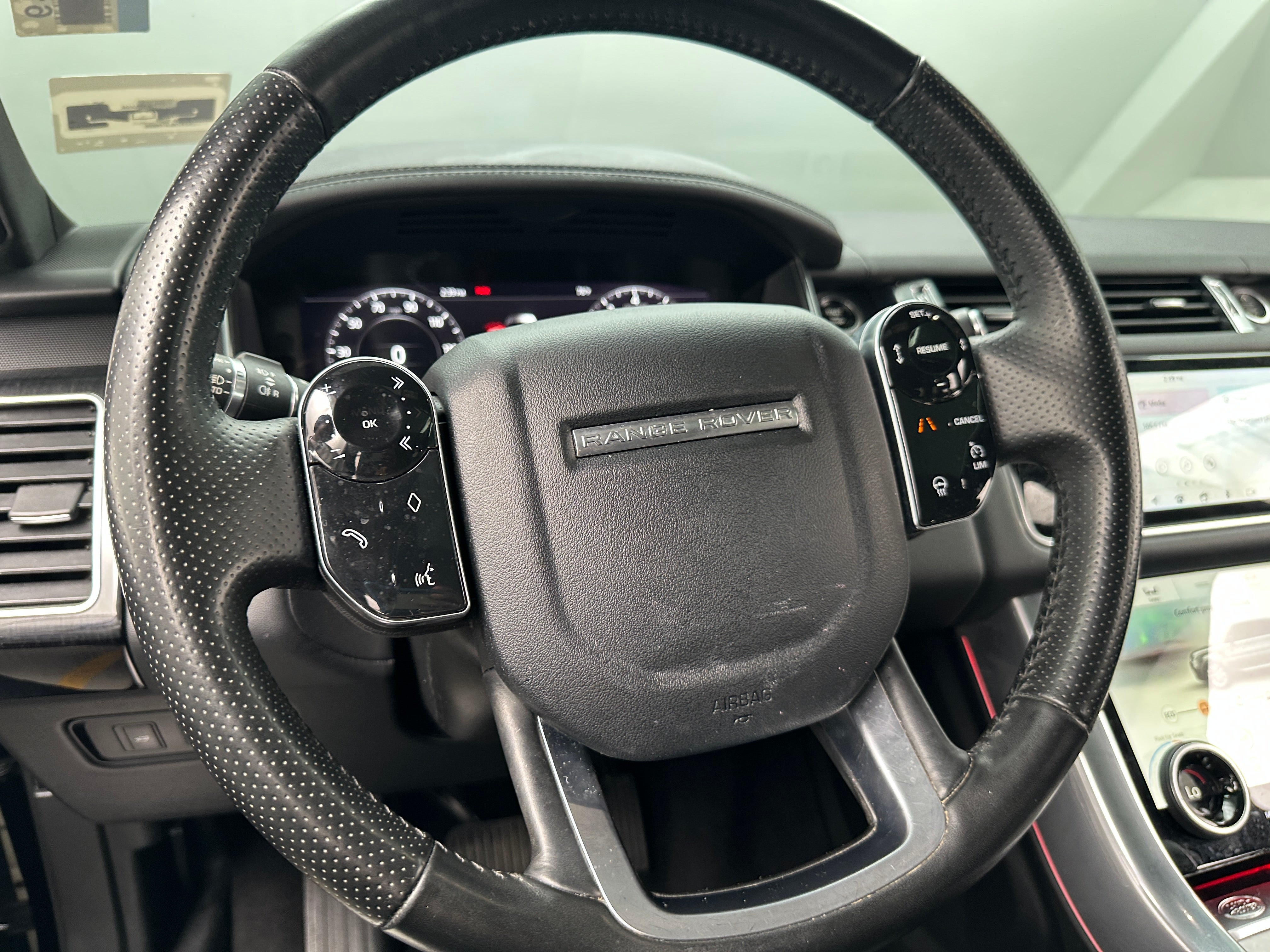 2020 Land Rover Range Rover Sport HSE 4