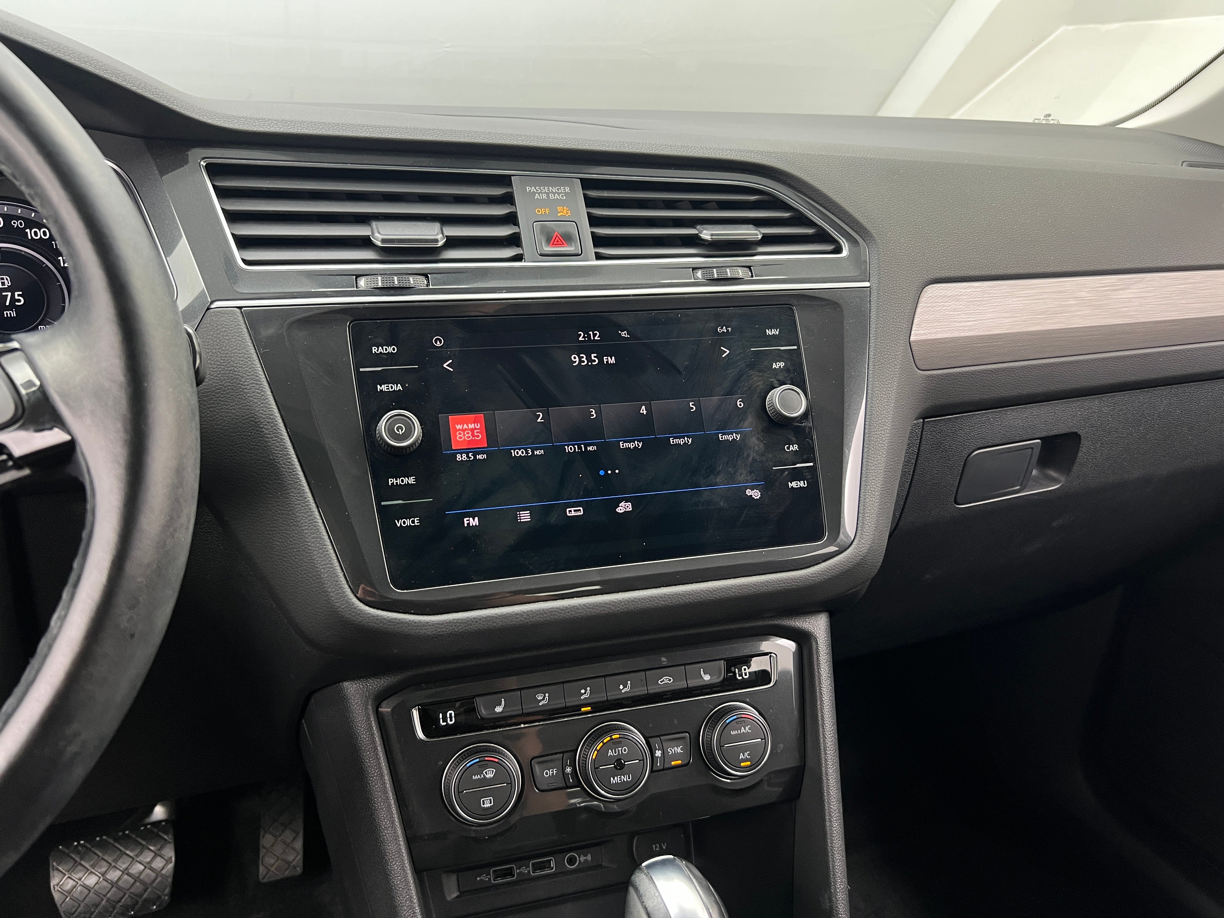 2019 Volkswagen Tiguan SEL 3