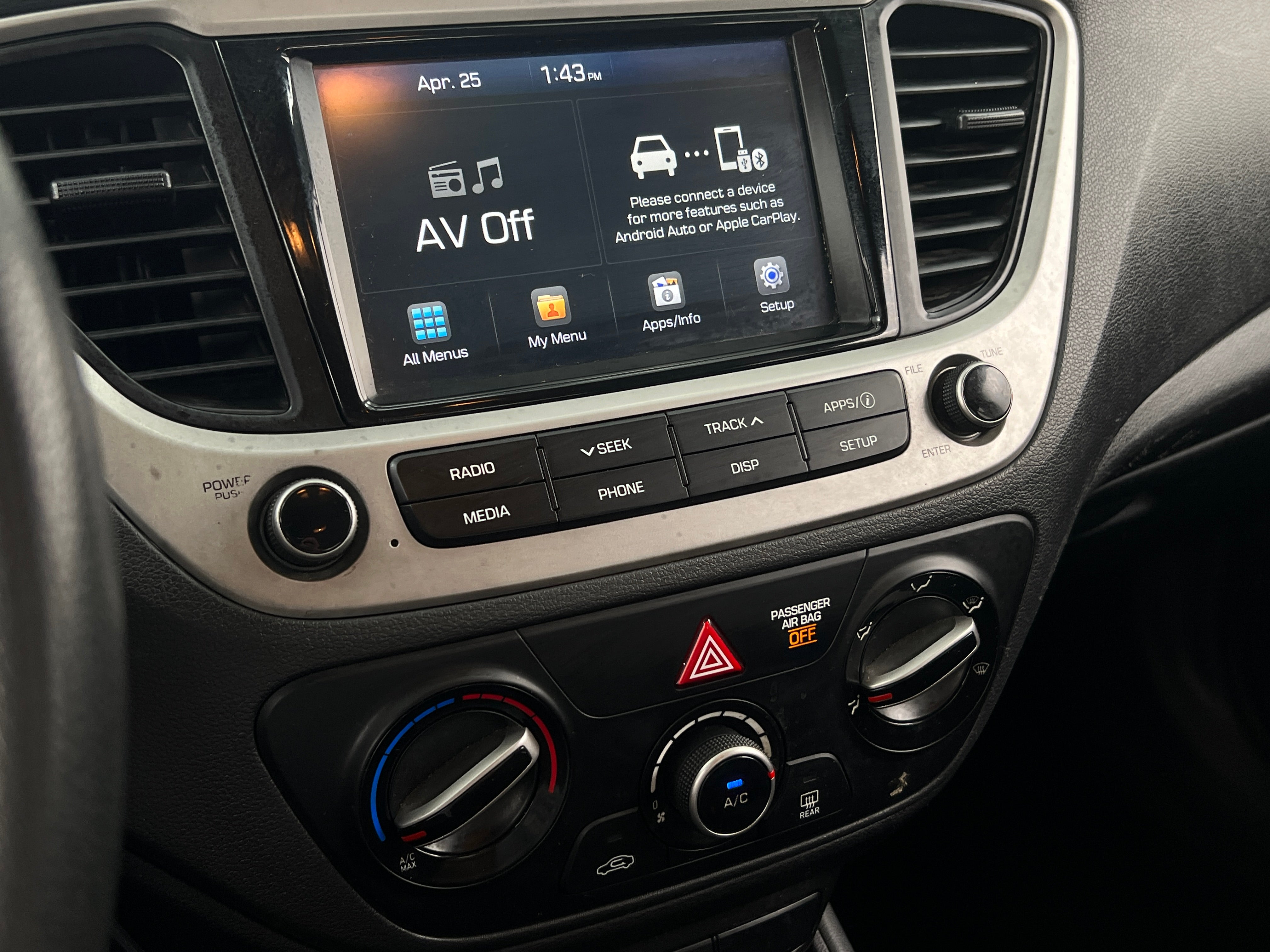 2019 Hyundai Accent SEL 4