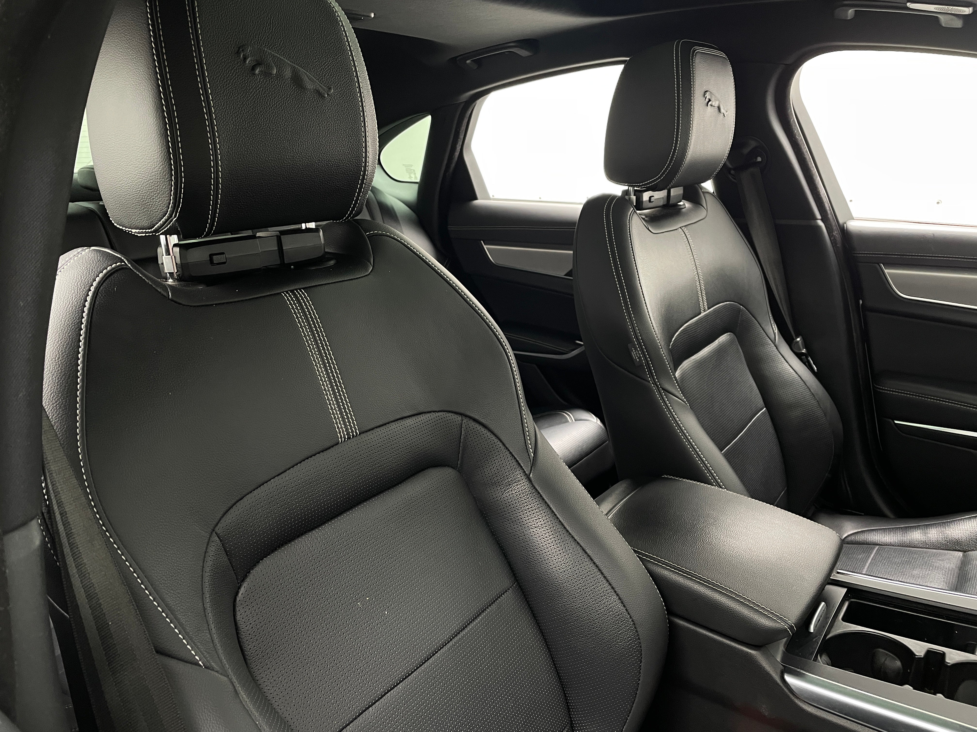 2021 Jaguar XF R-Dynamic SE 2