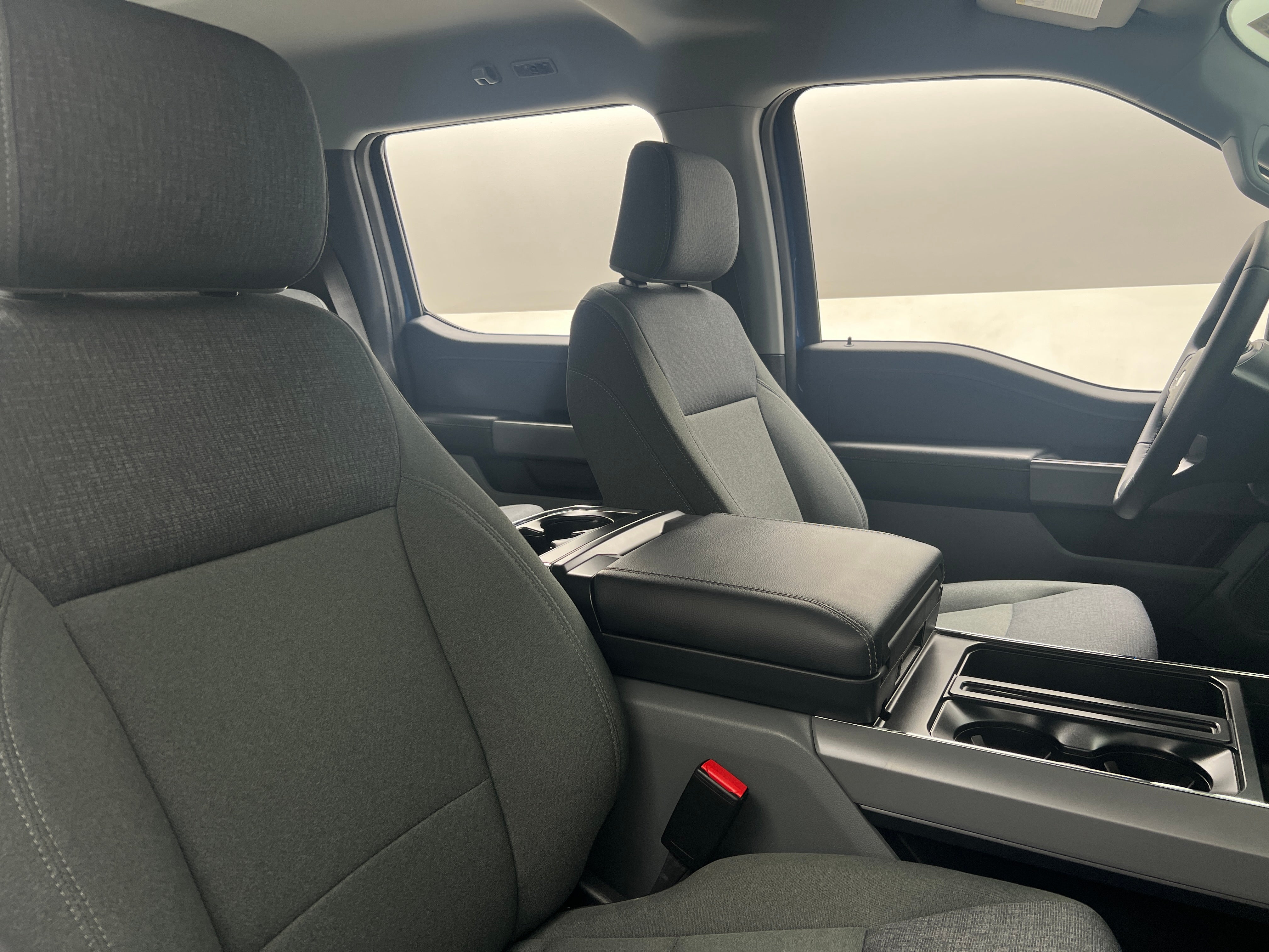 2024 Ford Econoline E-150 2