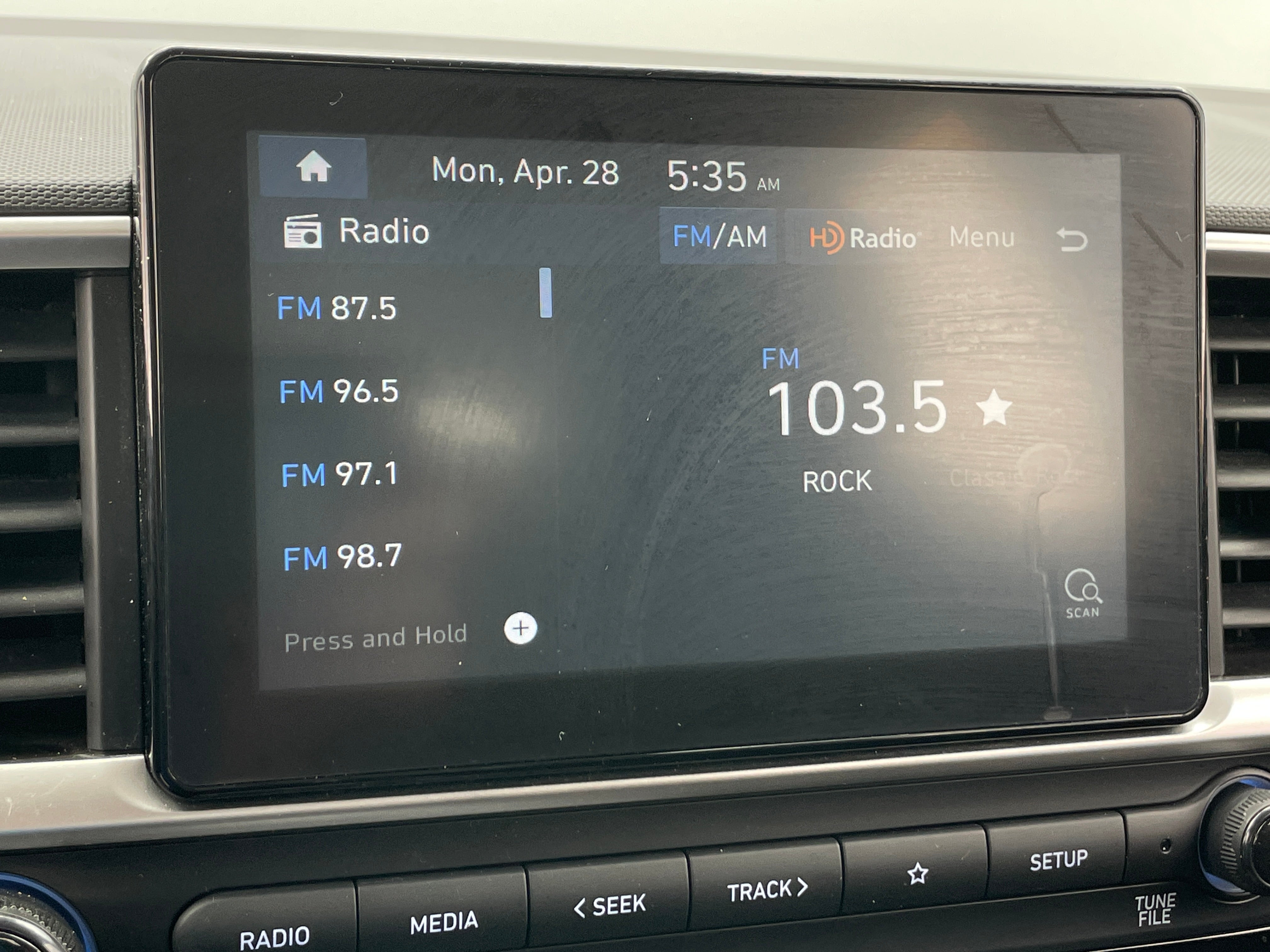 2020 Hyundai Venue SEL 4