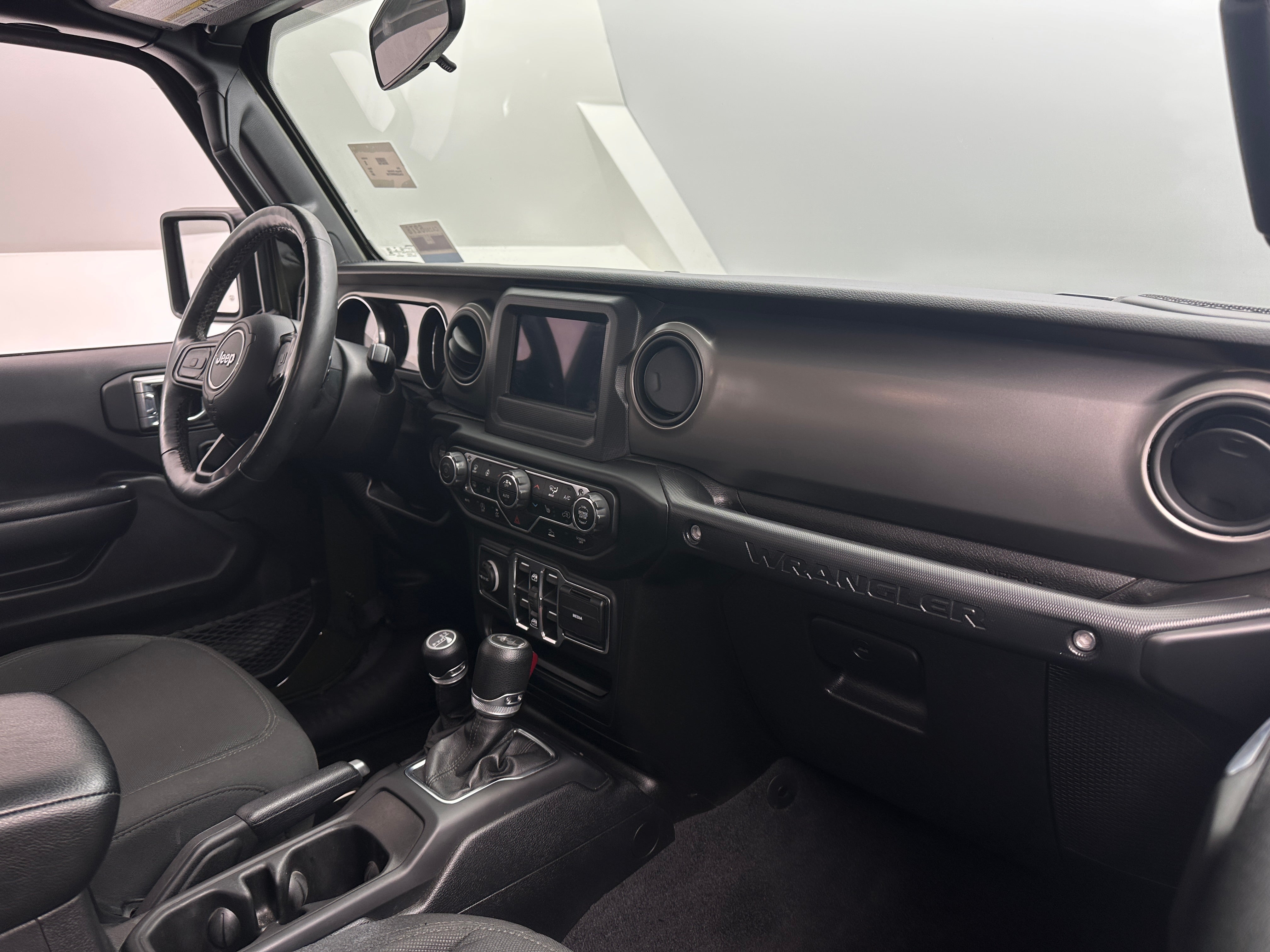 2021 Jeep Wrangler Unlimited Willys 3