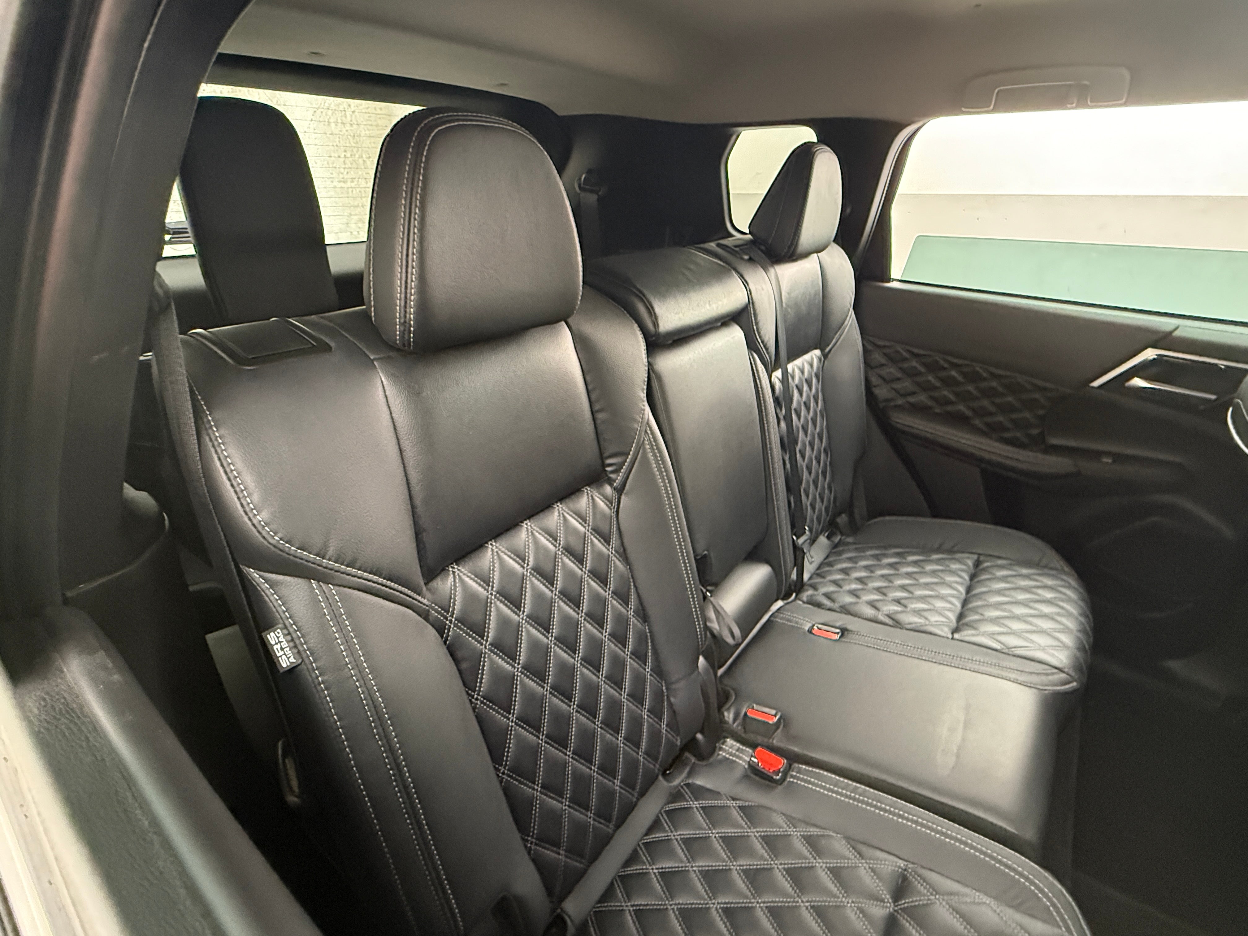 2022 Mitsubishi Outlander SEL 5