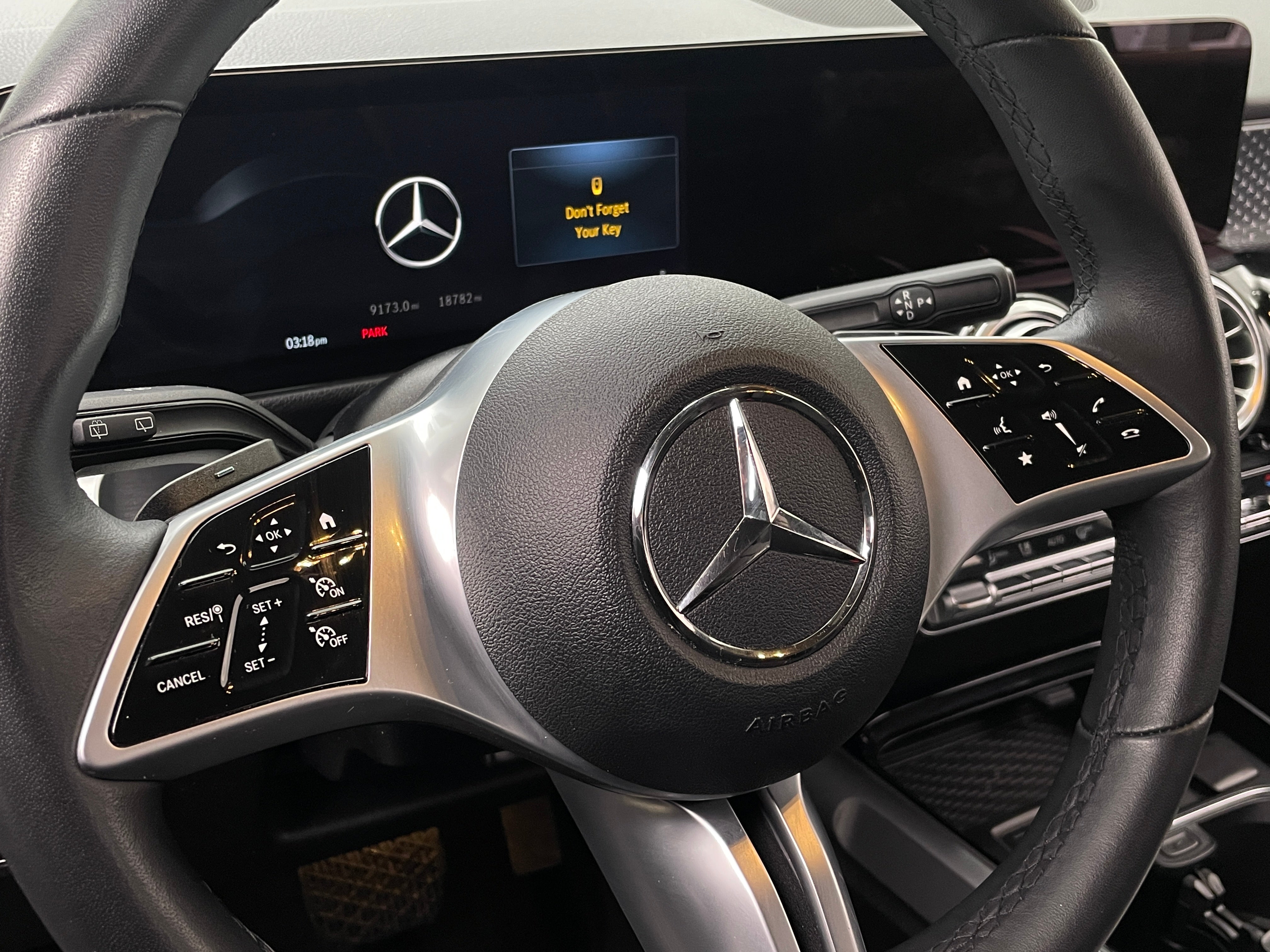 2024 Mercedes-Benz GLB 250 5