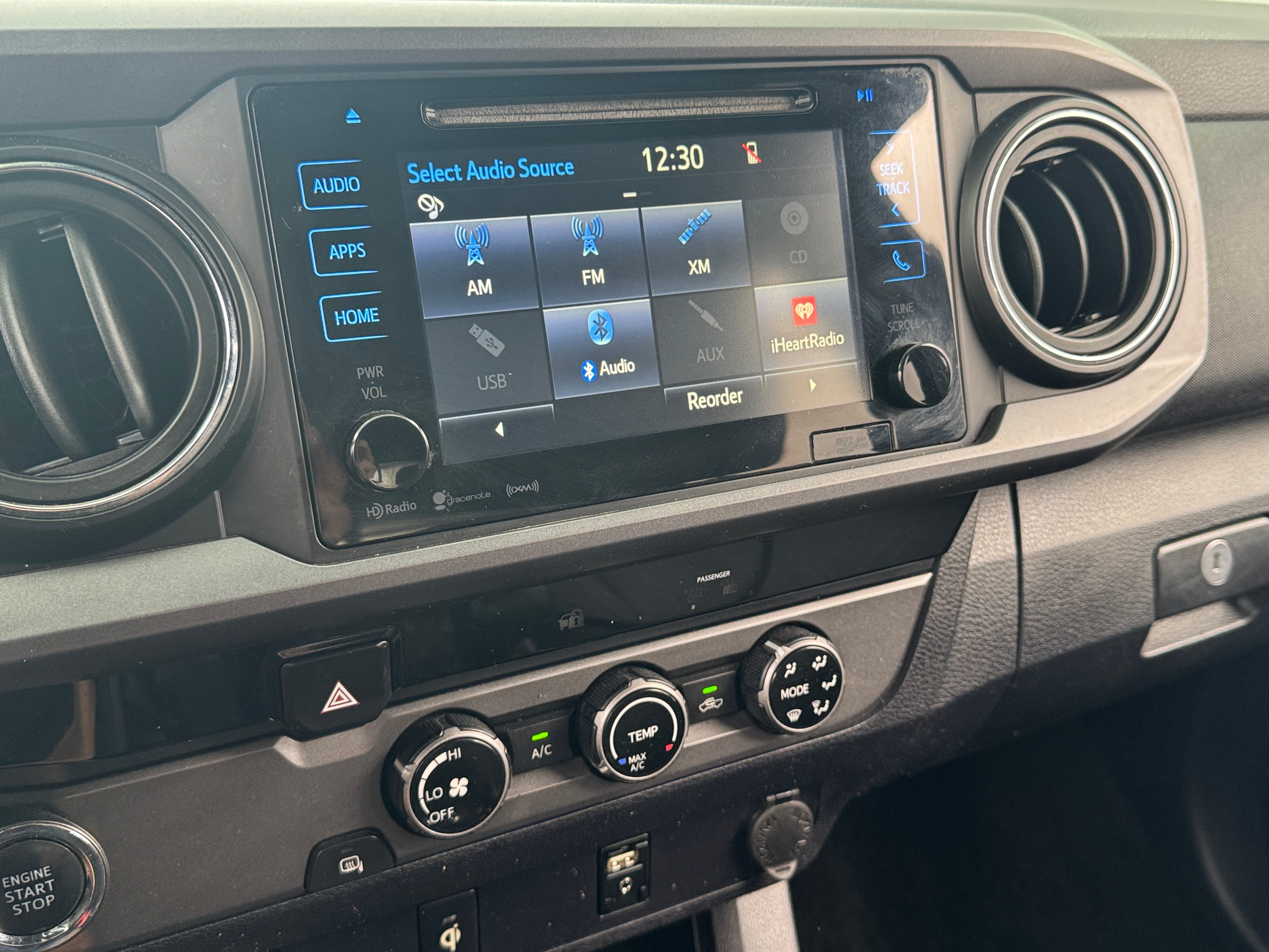 2016 Toyota Tacoma TRD Sport 4