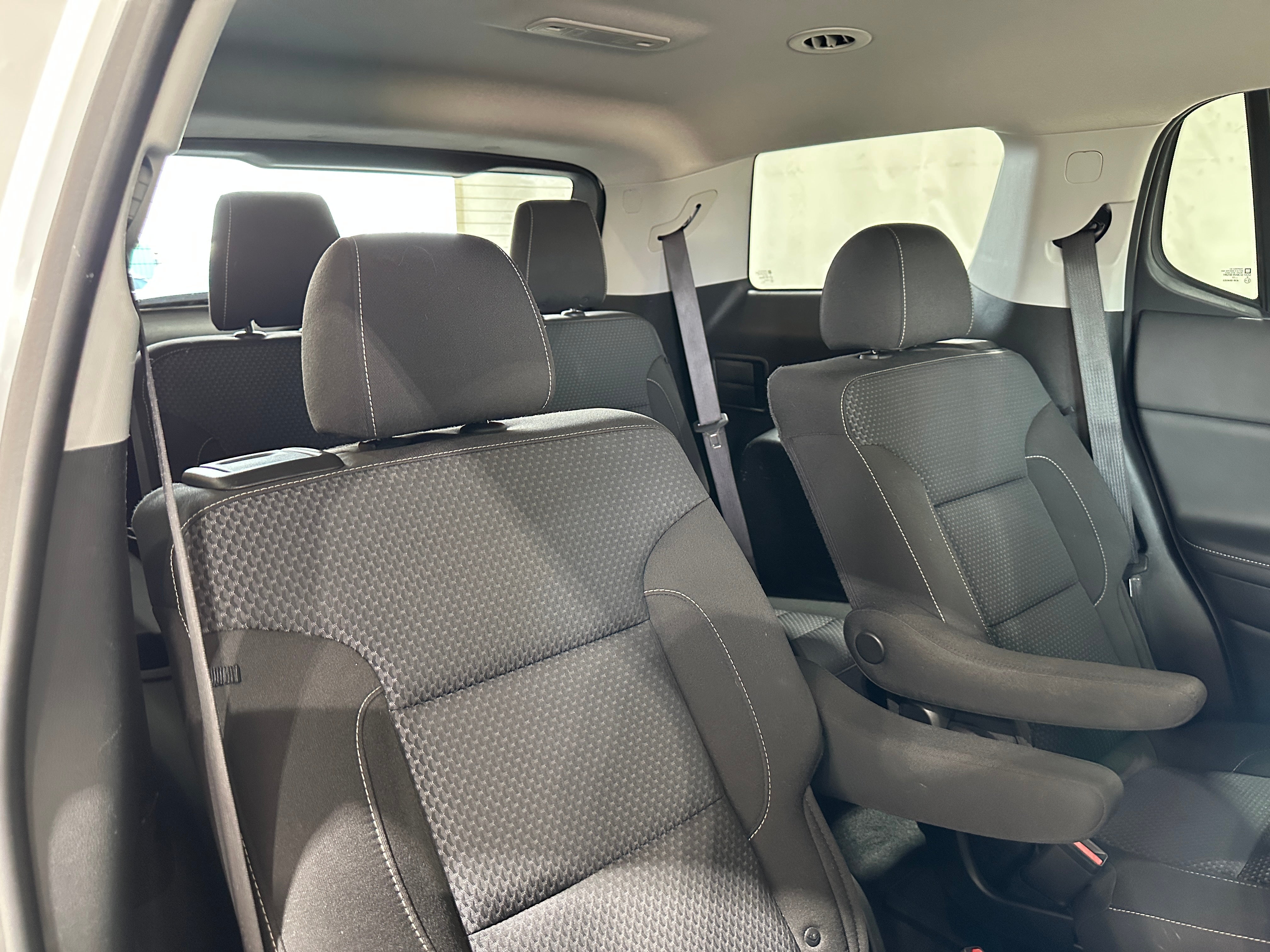 2023 GMC Acadia SLE 6