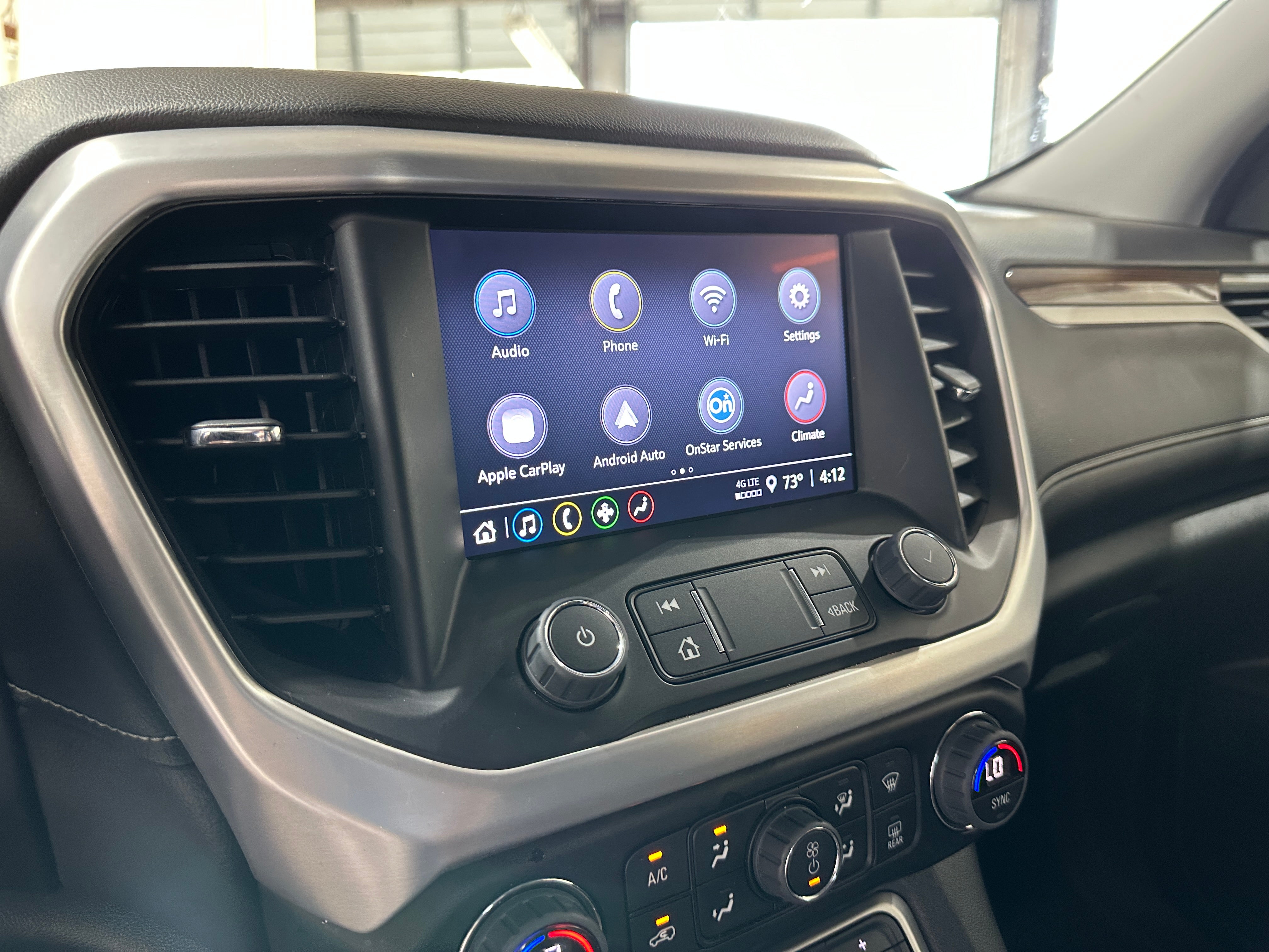 2023 GMC Acadia SLE 4