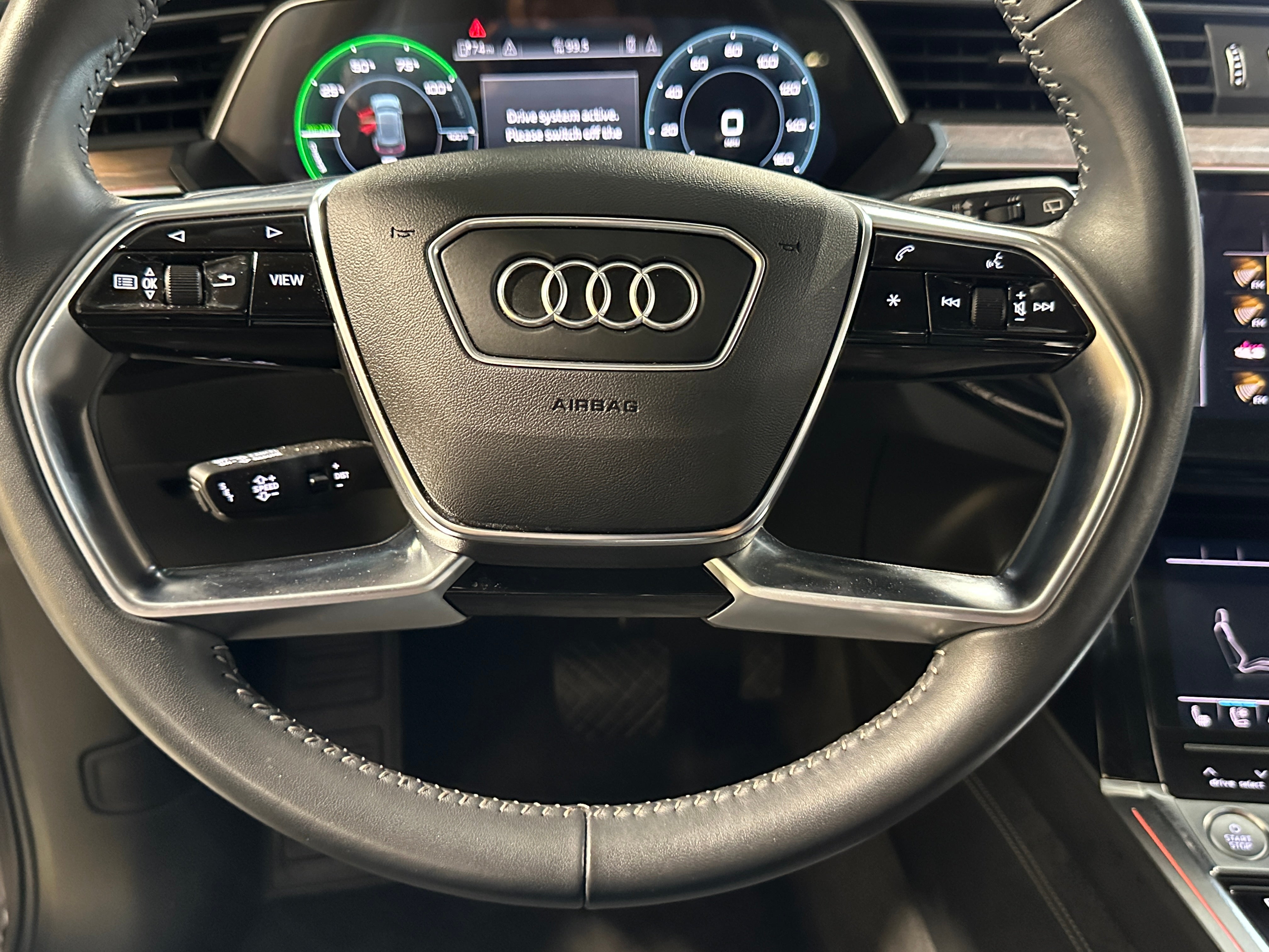 2019 Audi e-tron Prestige 5