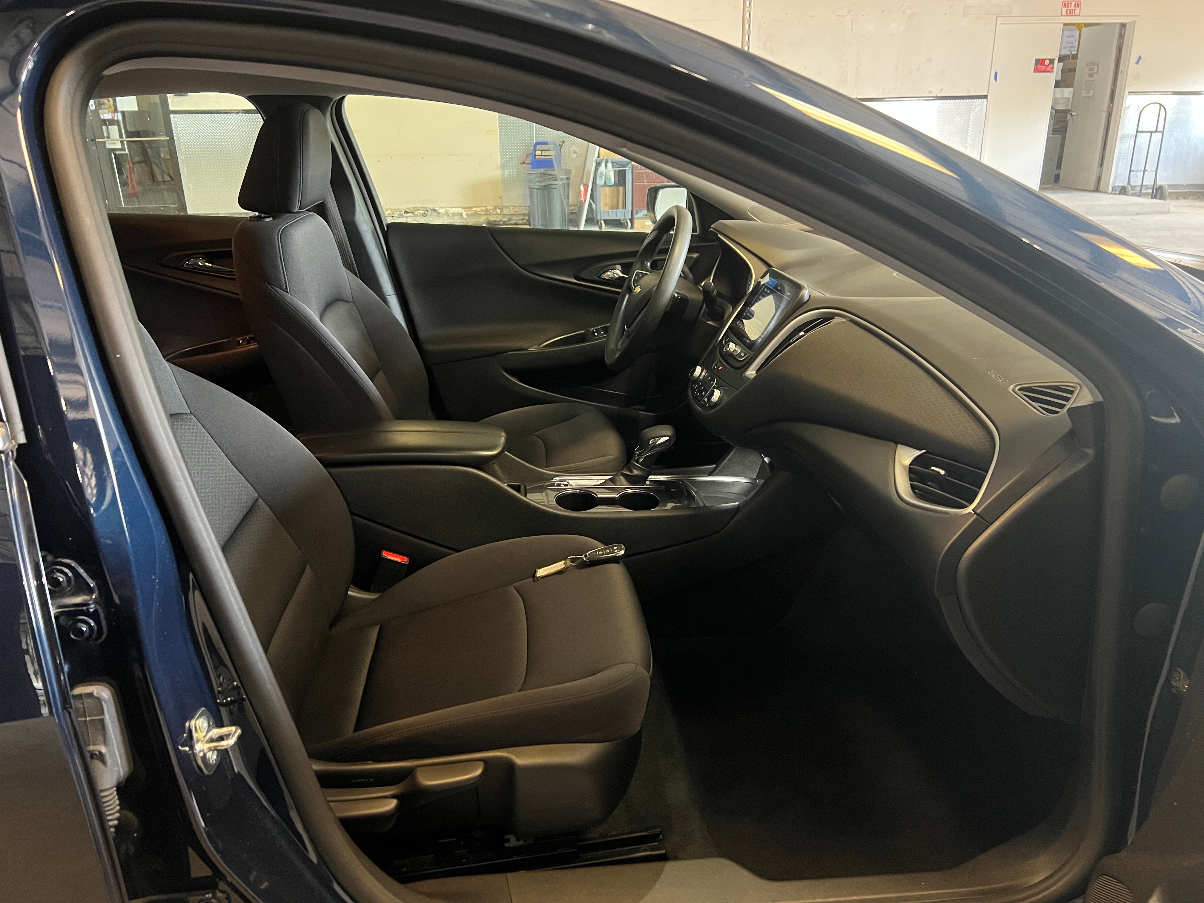 2022 Chevrolet Malibu LT 2