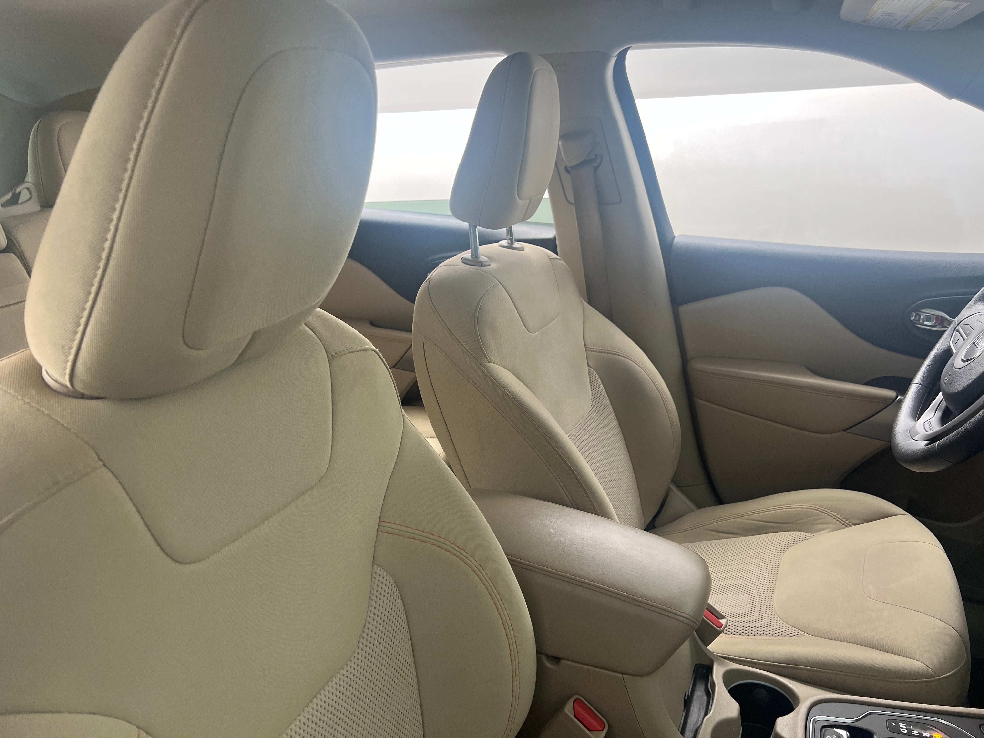 2019 Jeep Cherokee Latitude 2