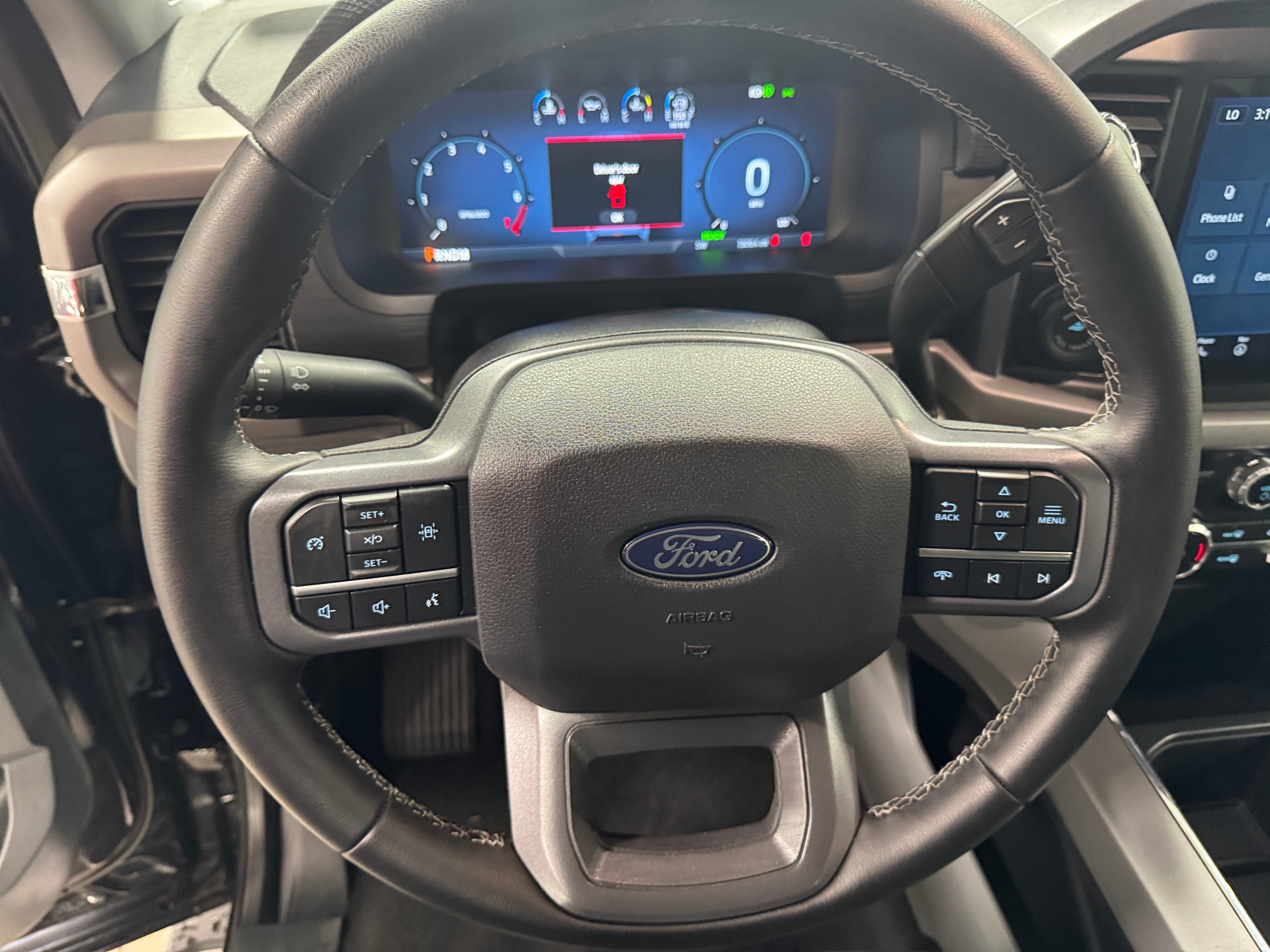 2024 Ford Econoline E-150 5