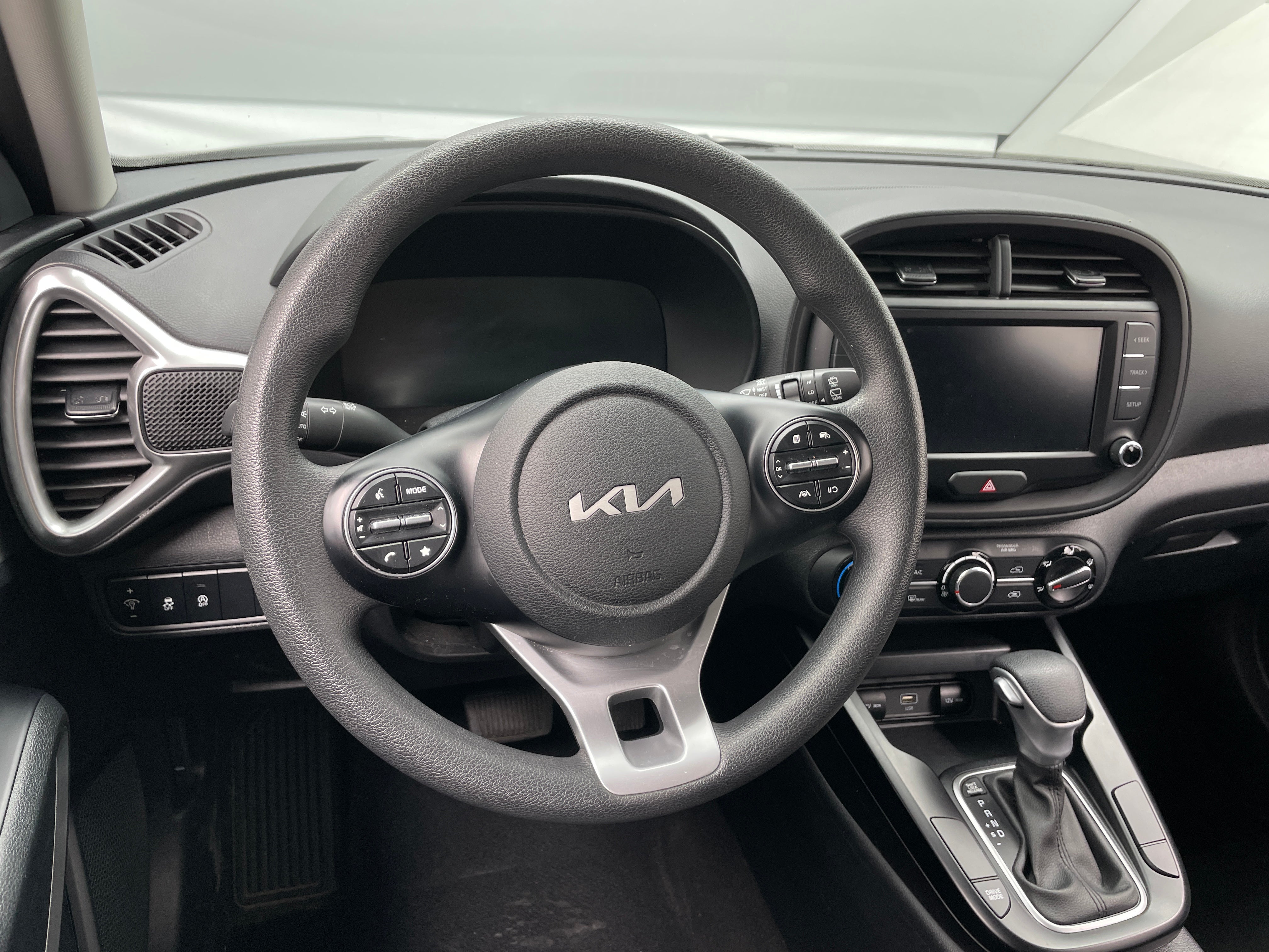 2023 Kia Soul LX 5