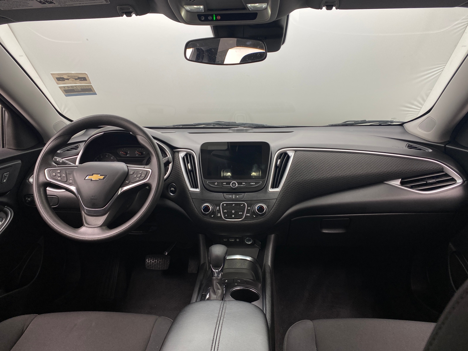 Thumbnail: 2023 Chevrolet Malibu - 3