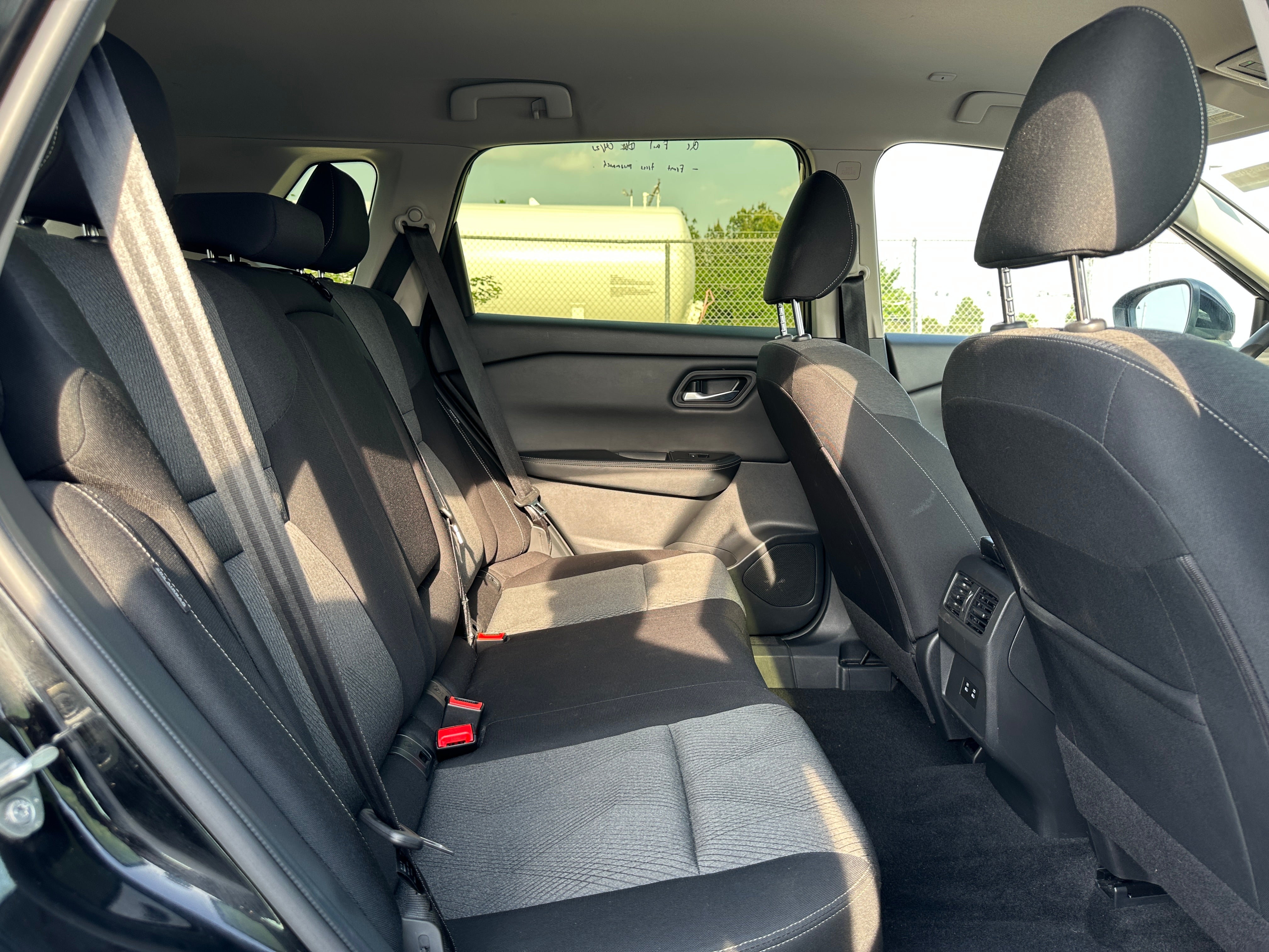 2024 Nissan Rogue SV 6