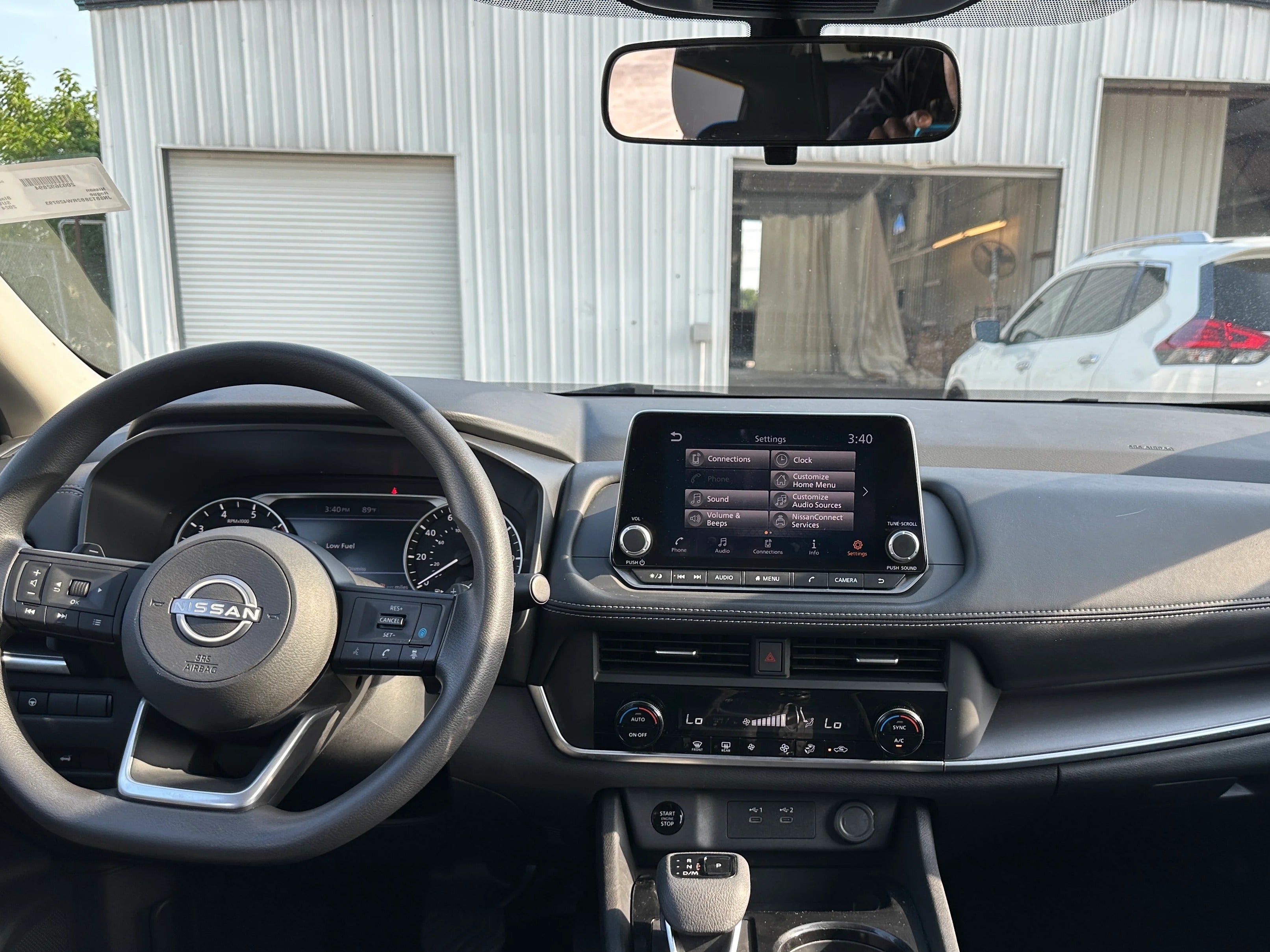 2024 Nissan Rogue SV 3