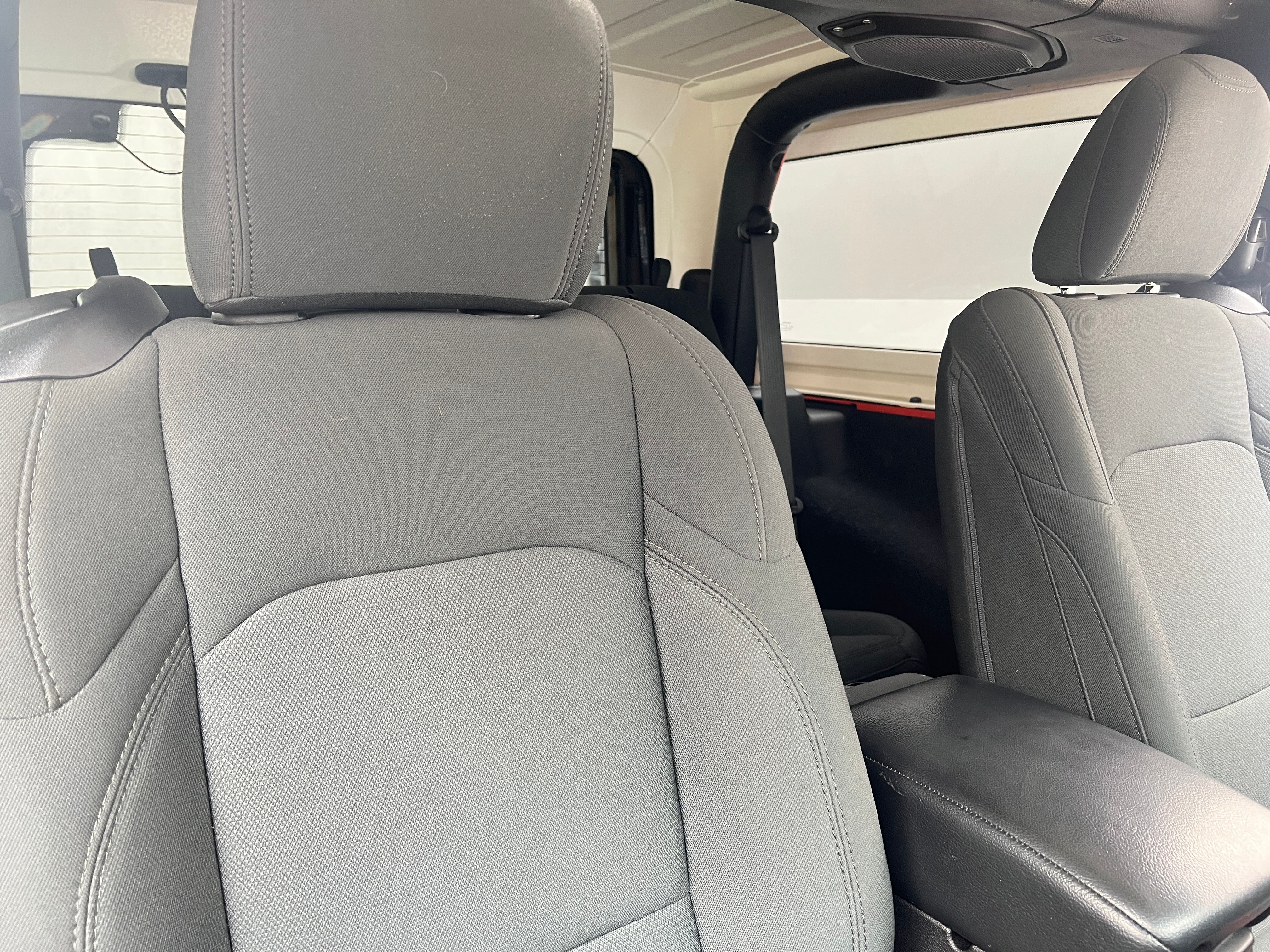 2018 Jeep Wrangler Sport 2