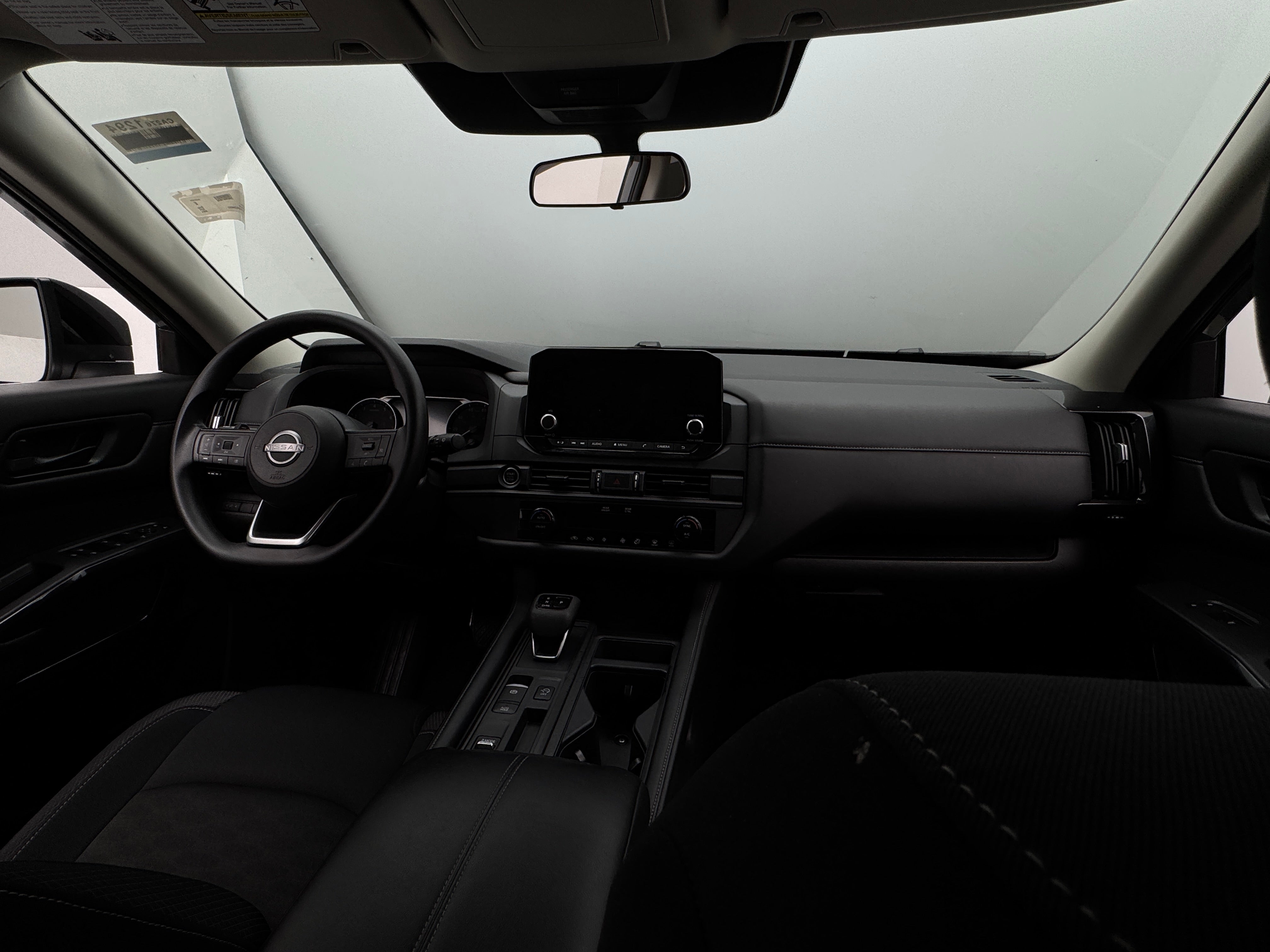 2024 Nissan Pathfinder S 3
