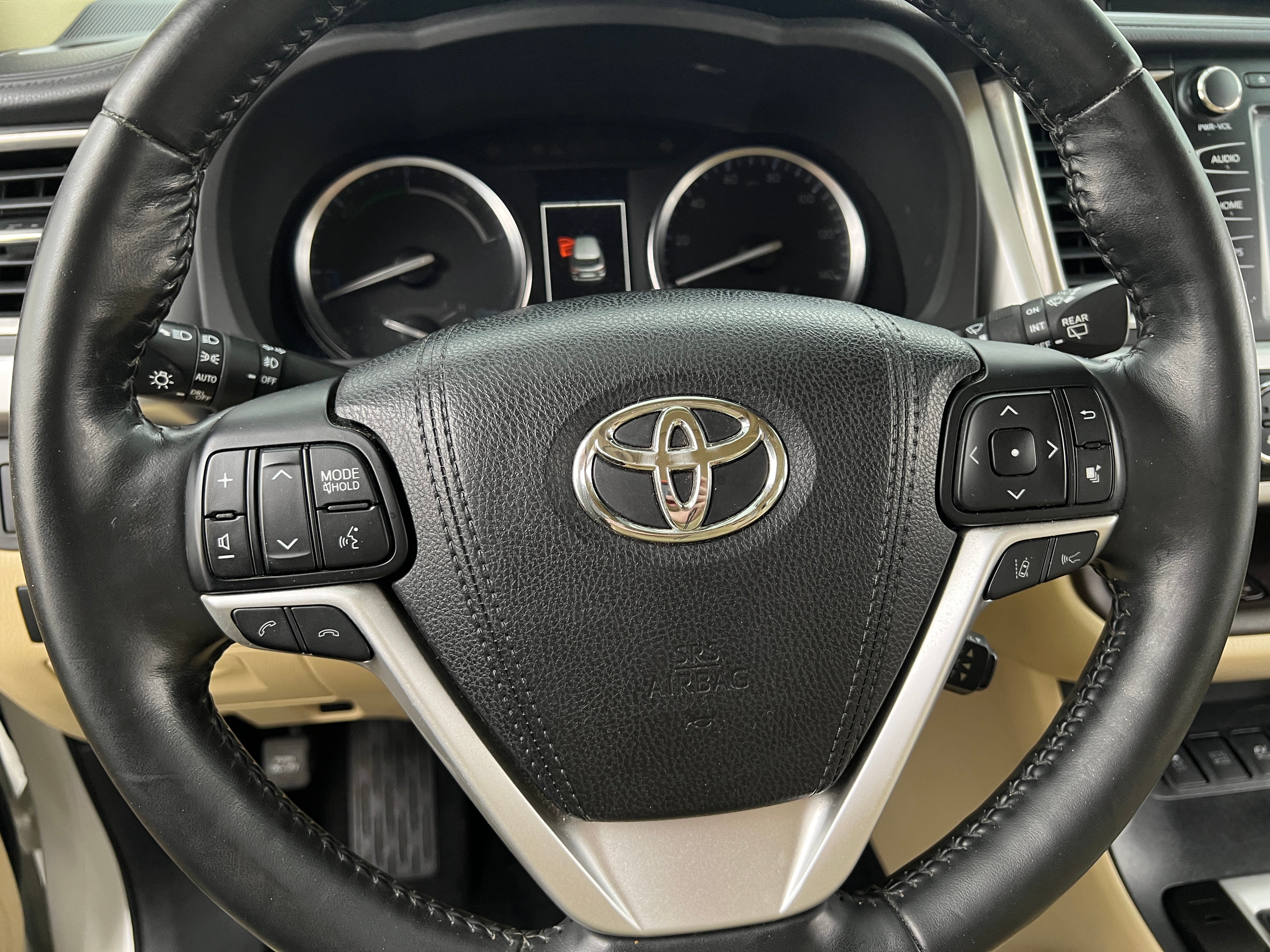 2017 Toyota Highlander Limited Platinum 5