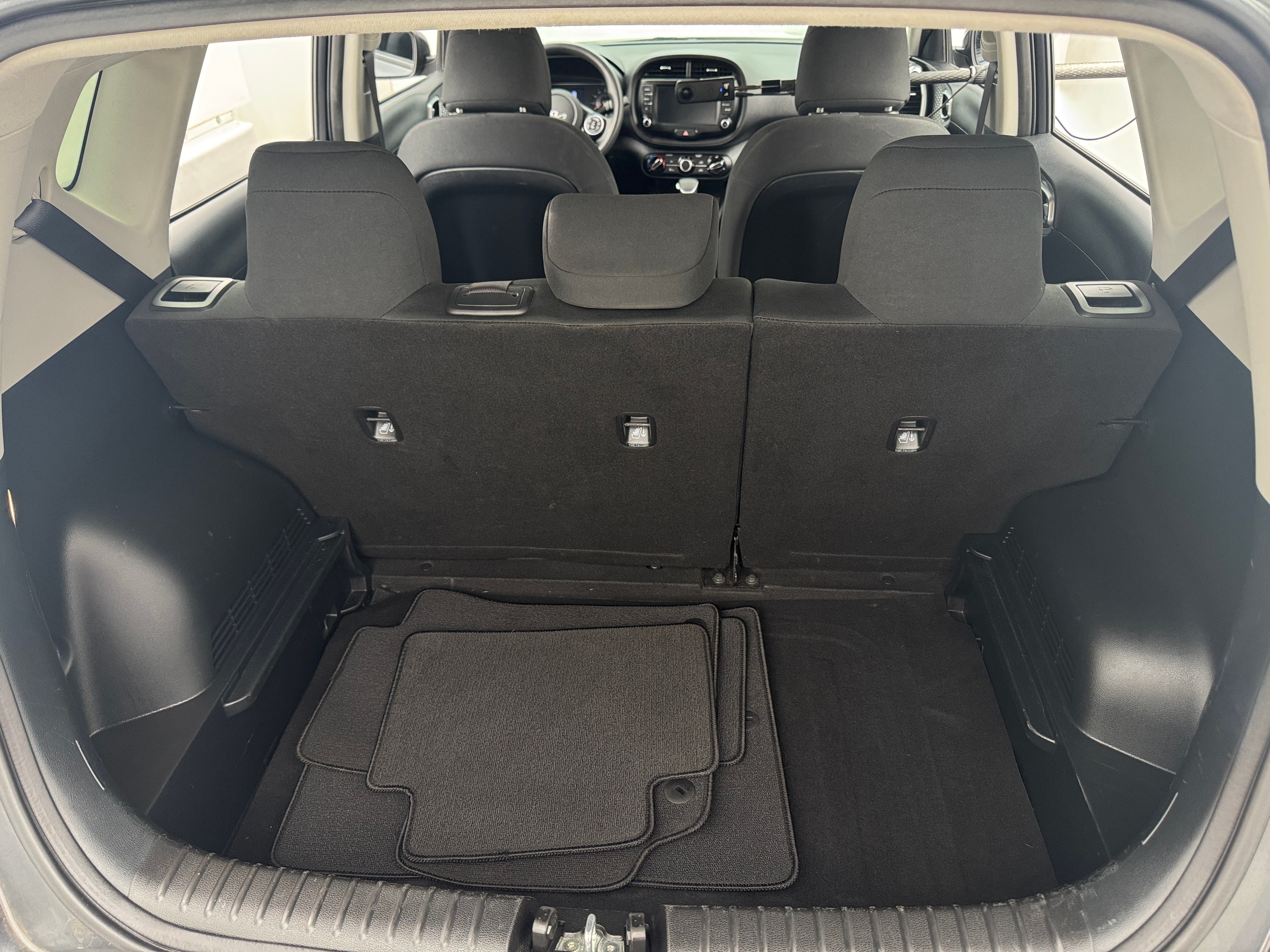 2022 Kia Soul LX 7