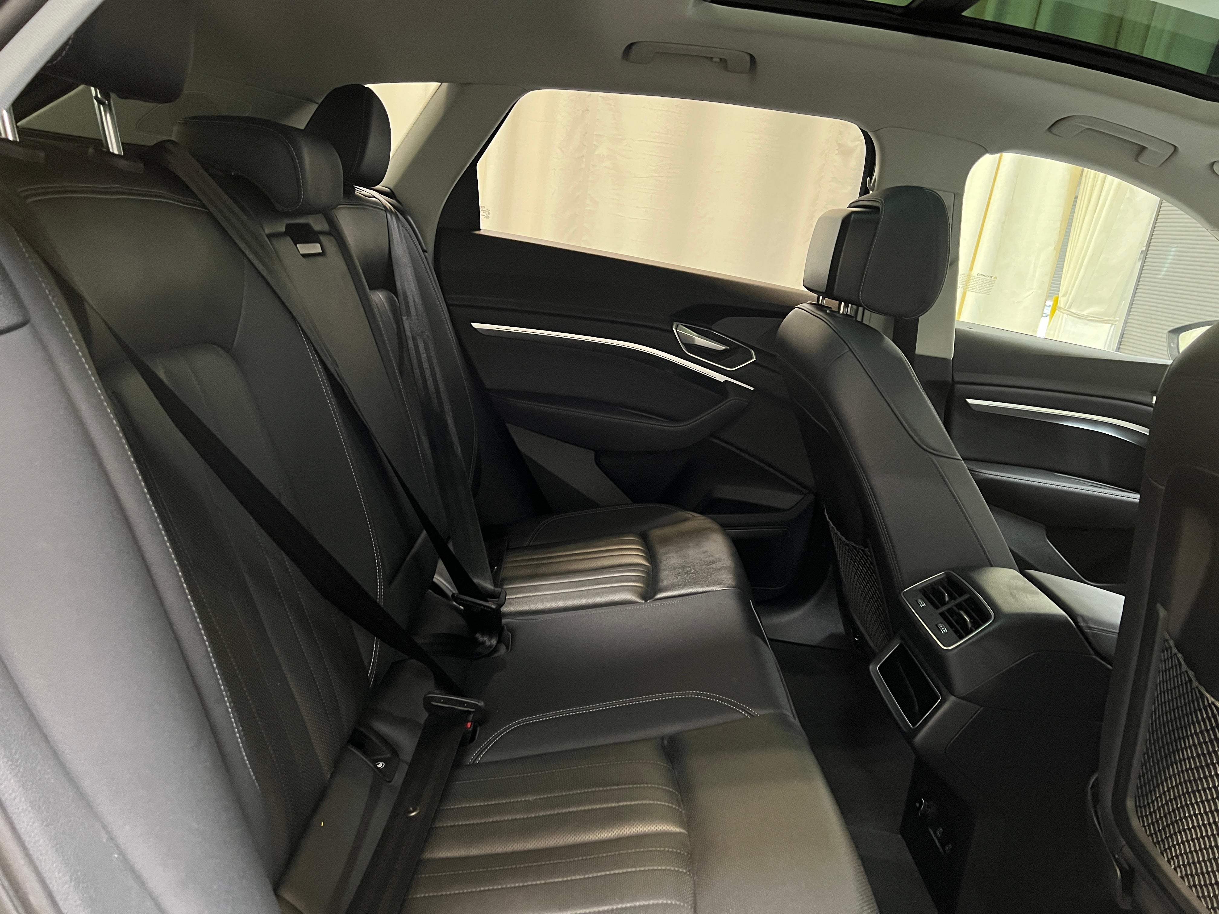 2024 Audi Q8 e-tron Premium Plus 5