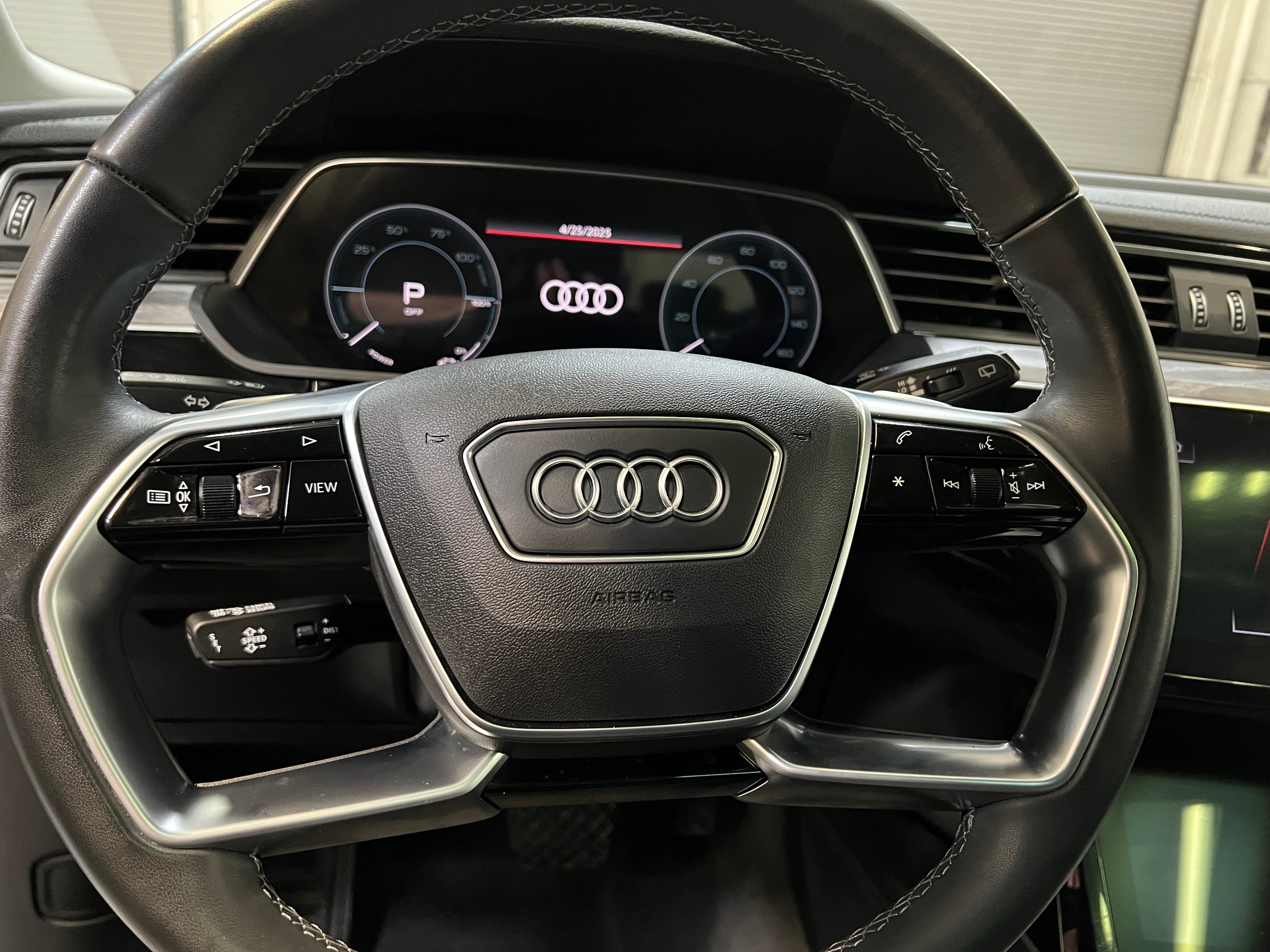 2024 Audi Q8 e-tron Premium Plus 4